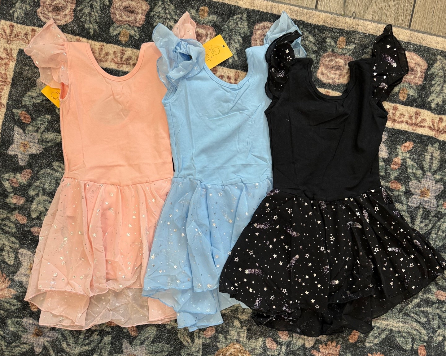 The cutest leotards for little girls for their ballet classes. Under $20 and income and tons of colors.

DIPUG Girls Ballet Leotards Toddler Shiny Dance Leotard Dresses with Ruffle Sleeve

#LTKKids #LTKBaby