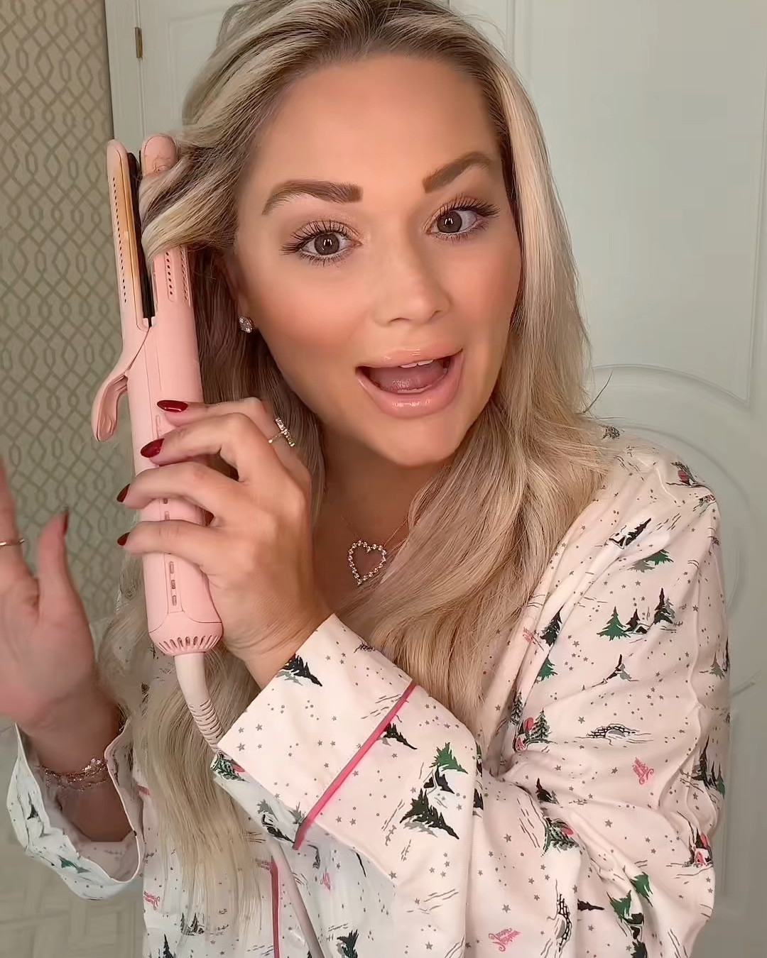 Black Friday week = beauty haul season 🖤 I’ve got my coffee, cozy pajamas, and @ultabeauty cart ready. The best part? The deals last all week long. Shop my favorites from the deals here! #ultabeauty #ulta #ad


#LTKBeauty #LTKCyberWeek #LTKgrwm