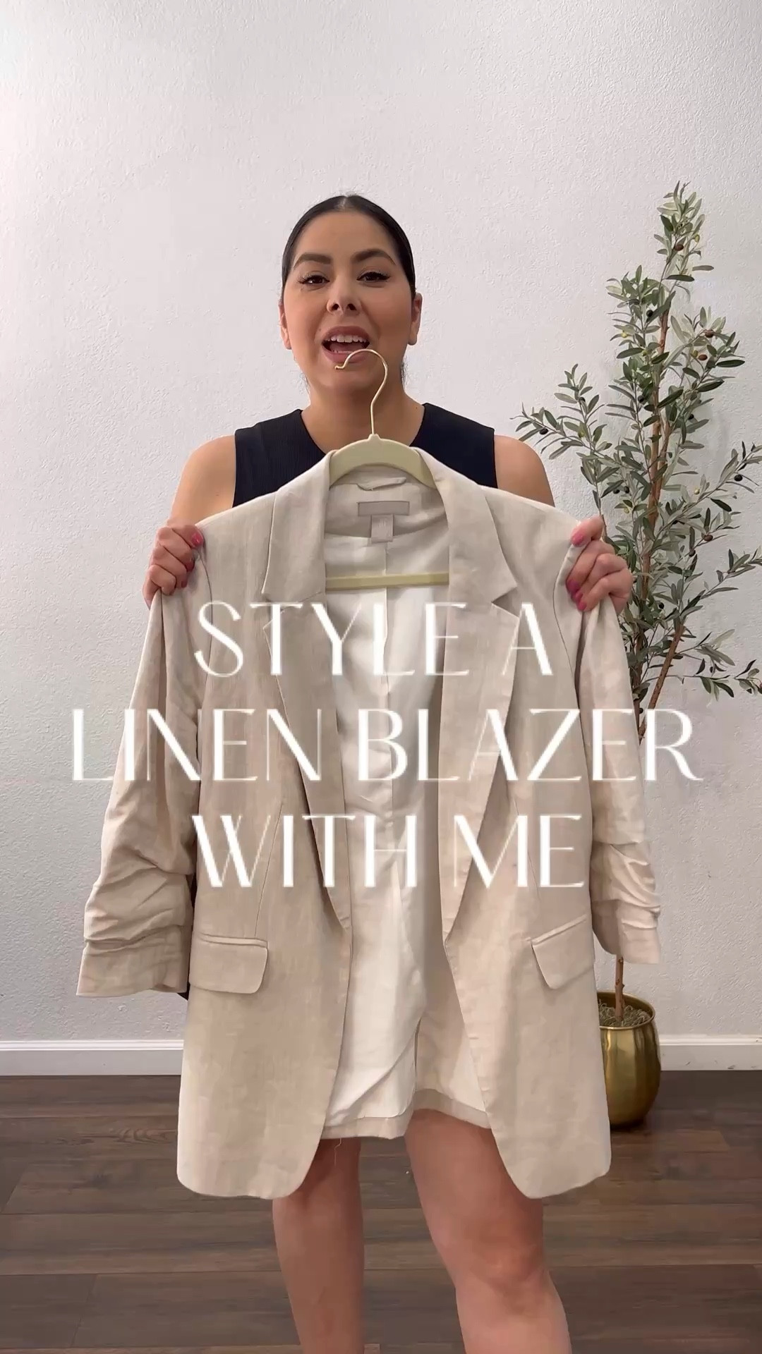 How to style a linen blazer, chic Spring outfit with black shorts

#LTKootd #LTKgrwm #LTKSpringSale