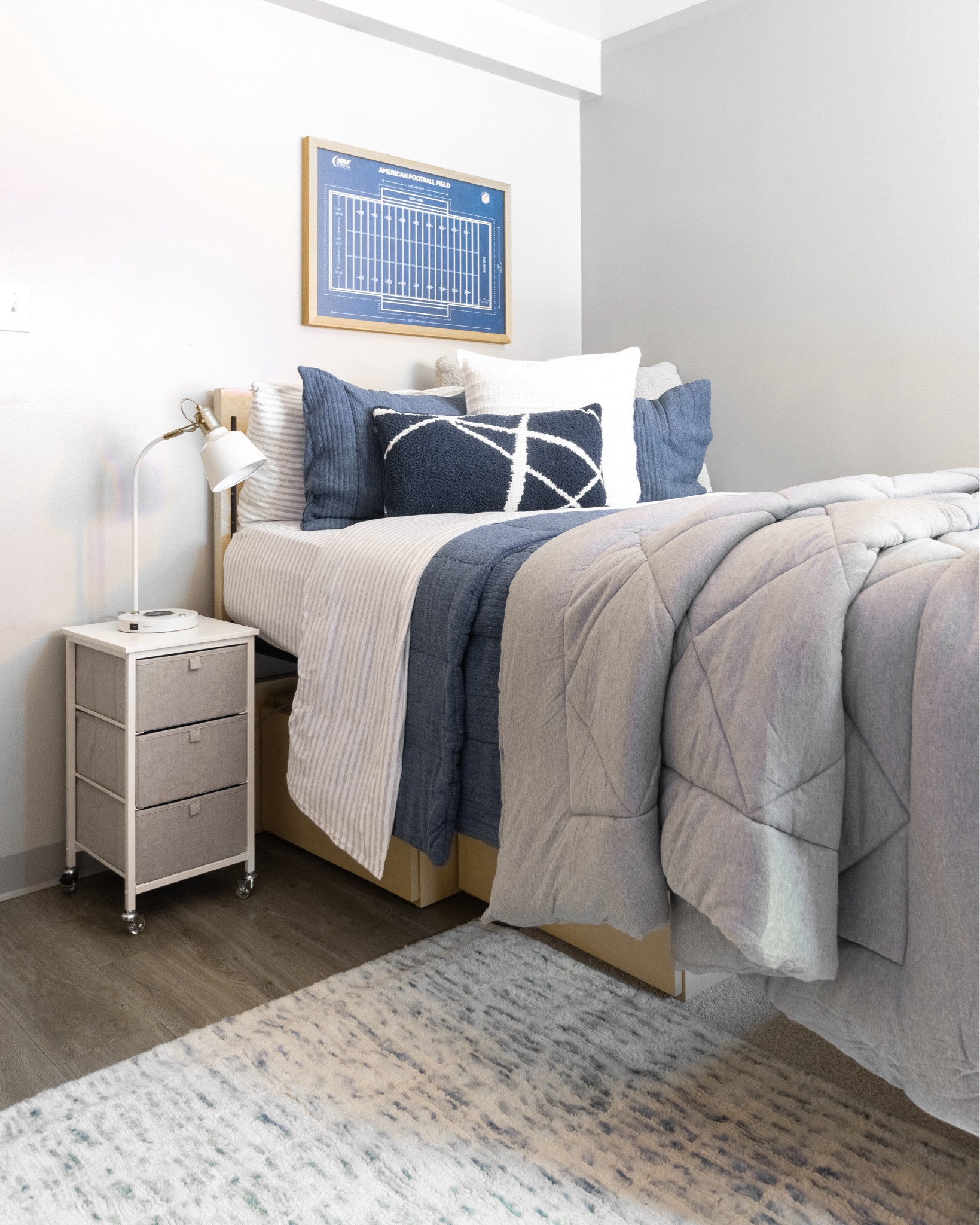 DORM DESIGN… for the boys! 

I recently helped my cousin style his Penn State Football on-campus apartment with some of my favorite pieces from Pottery Barn Dorm. Like many young men his age, this collegiate athlete wanted something simple with minimal fuss. 

With layers of ultra soft linens and practical college most have, like charging lamps and extra storage, this new bedroom was then requested by other players!  That’s a WIN for this mom and another college space designed with Pottery Barn Dorm!  


#boysdorm #dormdecor #backtocollege #dorm #dormstyle  

#LTKHome #LTKKids #LTKBacktoSchool