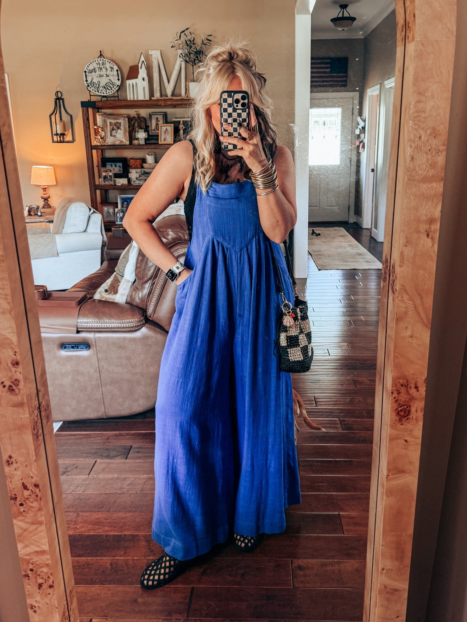 My Sunday fit 💙
Overalls - M
Lace tank - M
Jelly shoes - true to size 


#LTKOver40 #LTKFindsUnder100 #LTKStyleTip