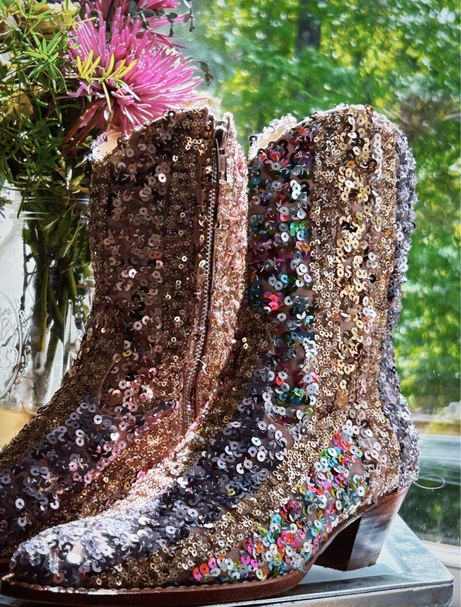 These boots were made for walkin’ 👢👢

Boots are seriously my weakness… sharing my most favorite ones🤎

#cowgirlboots #boots #shoewardrobe #fallshoes #fallboots 

#LTKBacktoSchool #LTKStyleTip #LTKShoeCrush