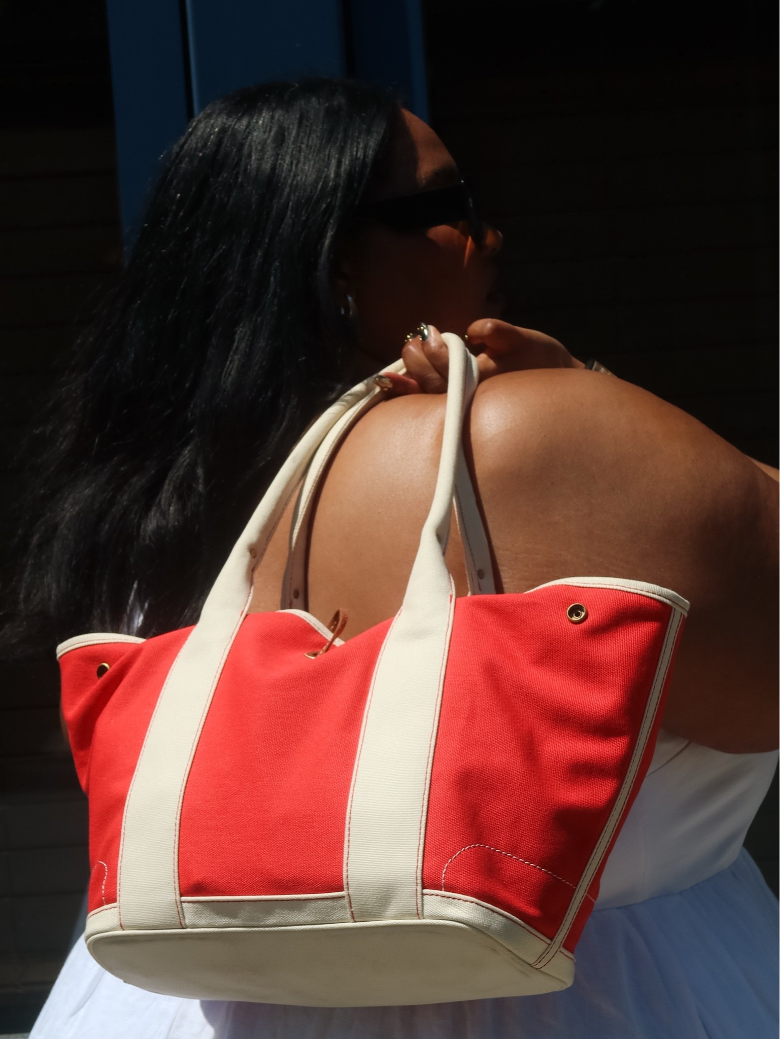 Summer accessories I’m keeping on rotation. From @jcrew 

These are the little details that make getting dressed feel easy—from woven bags and comfortable shoes to the jewelry and finishing touches I reach for all season long.