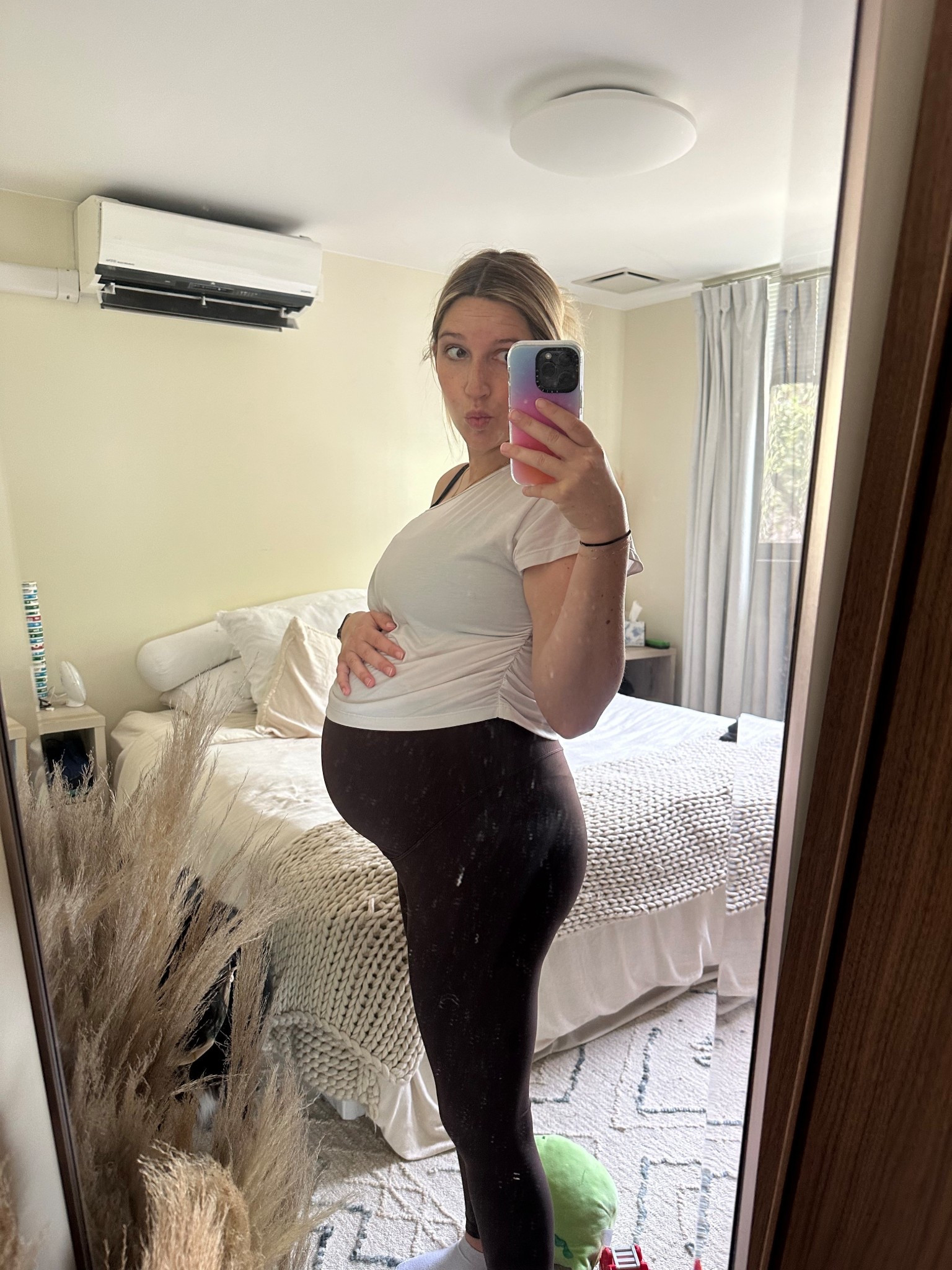 Do these new leggings make me look pregnant? 

#LTKActive #LTKBump #LTKFallSale