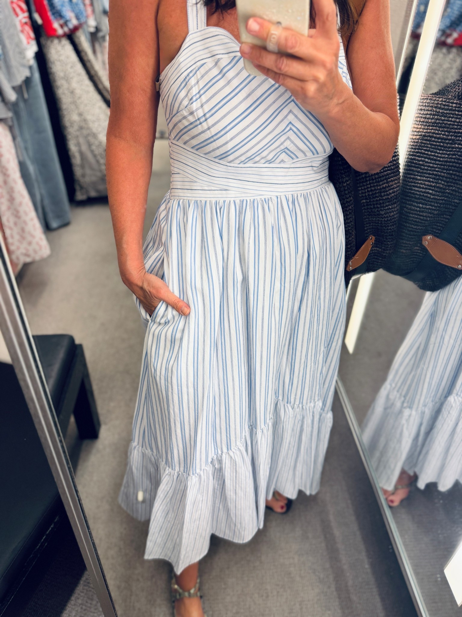 This dress felt so nice! Great quality summer sundress 
Wearing medium 
Vacation dress 


#LTKSaleAlert #LTKTravel #LTKWorkwear