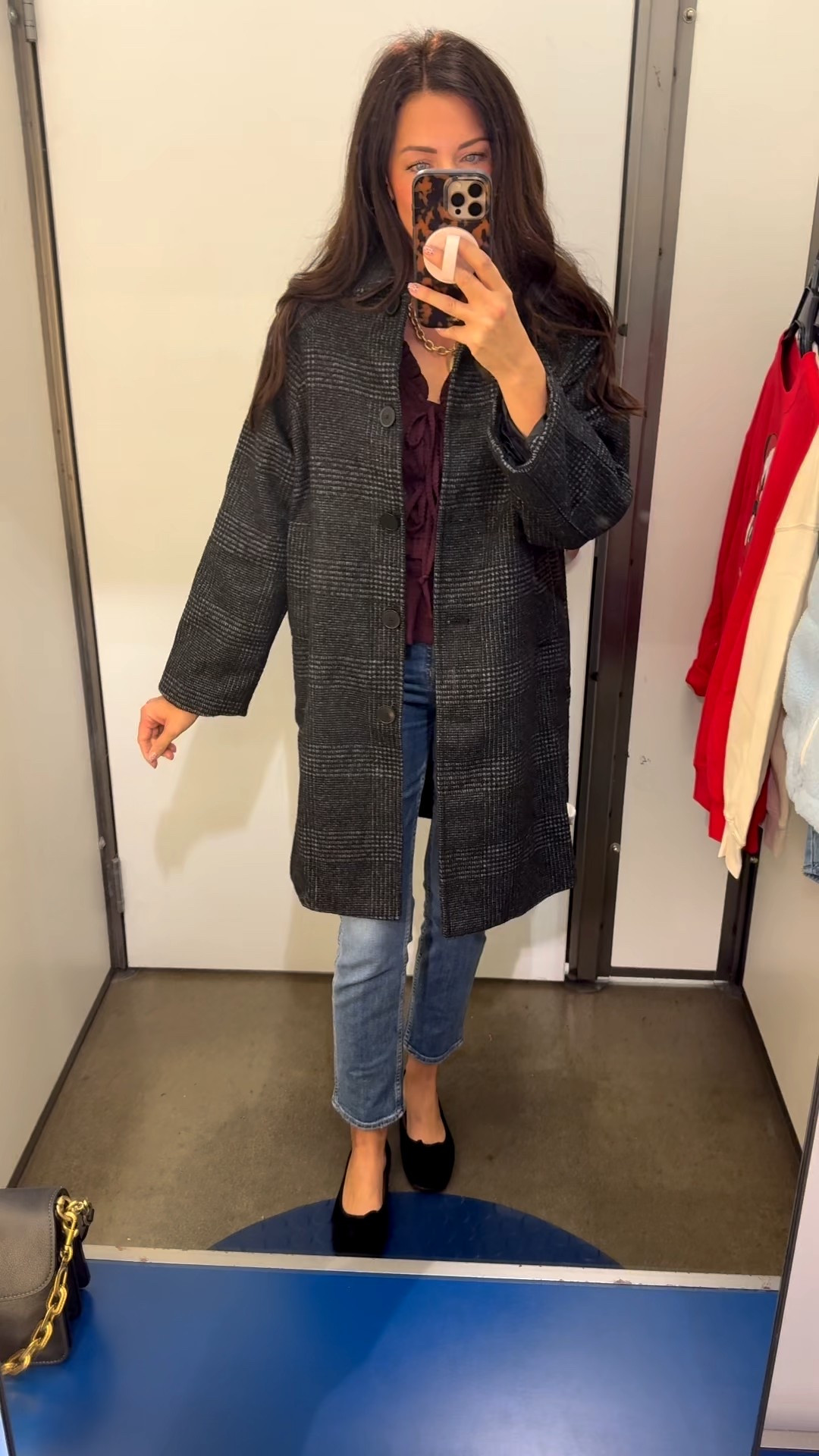 Xs in coat! 50% off ends tonight fyi 

#LTKHoliday #LTKSaleAlert #LTKSeasonal