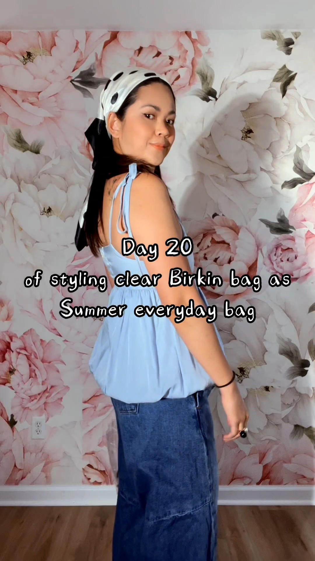 Day 20 of styling my clear jelly Birkin as my summer everyday bag. 👜✨

Barrel jeans are officially acceptable for this weather! 😎 And my scarf has quickly become my favorite accessory—it can be styled in so many different ways. One little scarf, endless possibilities. 🤎

#SummerStyle #BarrelJeans #ScarfStyle #EverydayStyle #Over40Style #LTKStyle

#LTKOver40