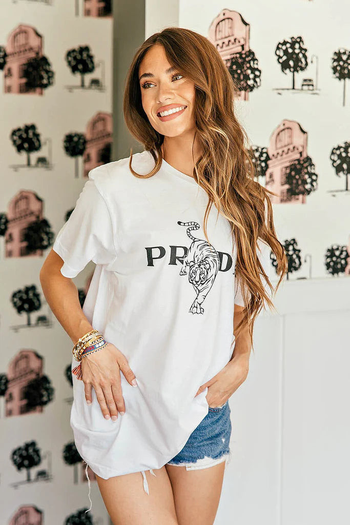 BEST SELLER!! "On the Prowl" Graphic Tee | Glitzy Bella
