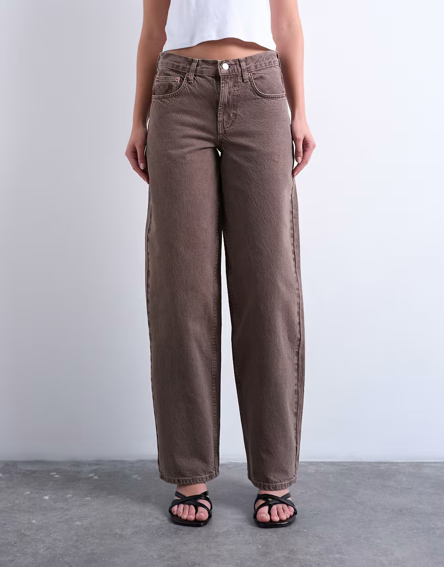 Topshop Cinch low rise relaxed jeans in otter-Brown | ASOS (Global)