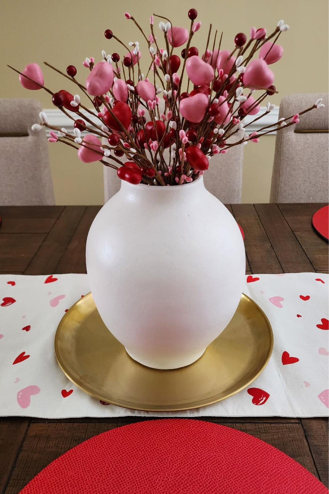 Valentine's Day Tablescape Decor 

#LTKSeasonal #LTKparties #LTKhome