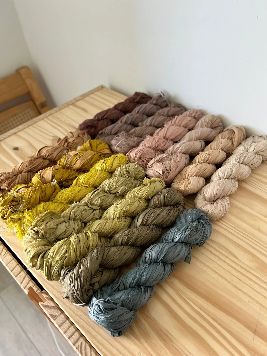 SARI SILK || Chiffon Ribbon || Fiber Art Weaving Macrame Textile Jewelry Woven Wall Hanging | Etsy (US)