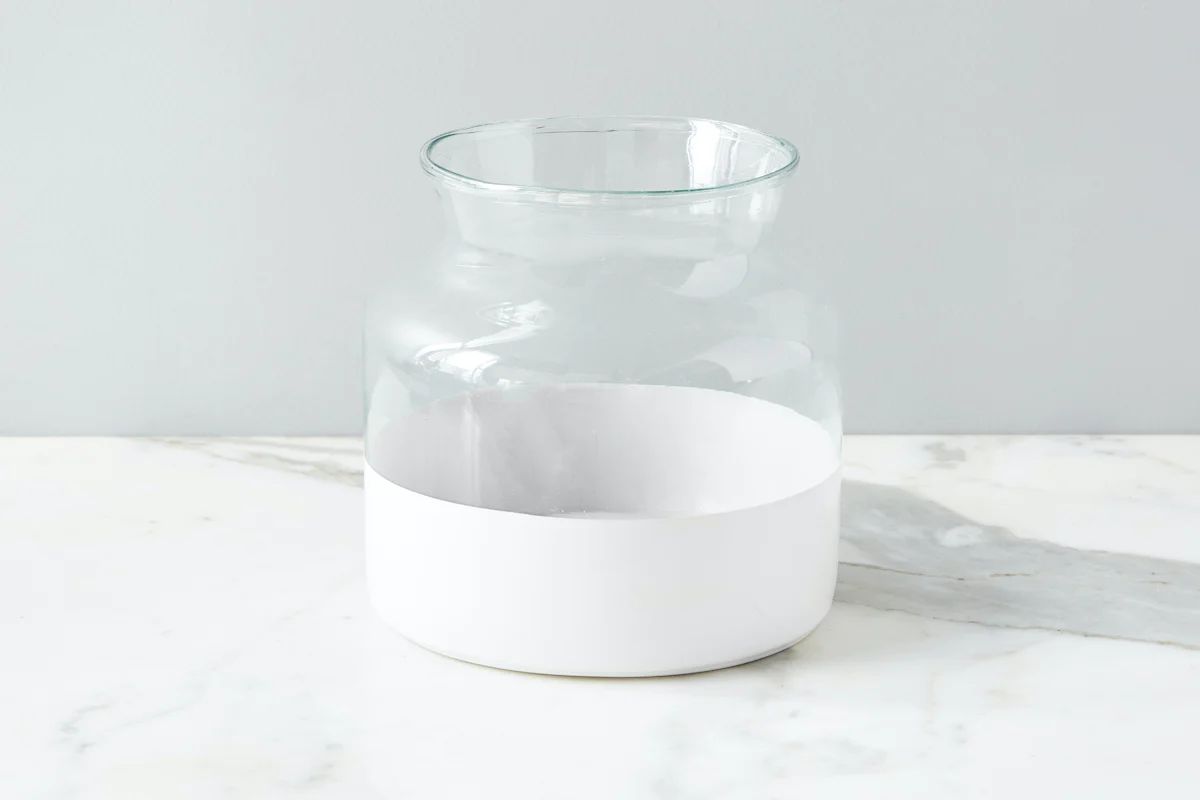 White Colorblock Flower Vase | etúHOME