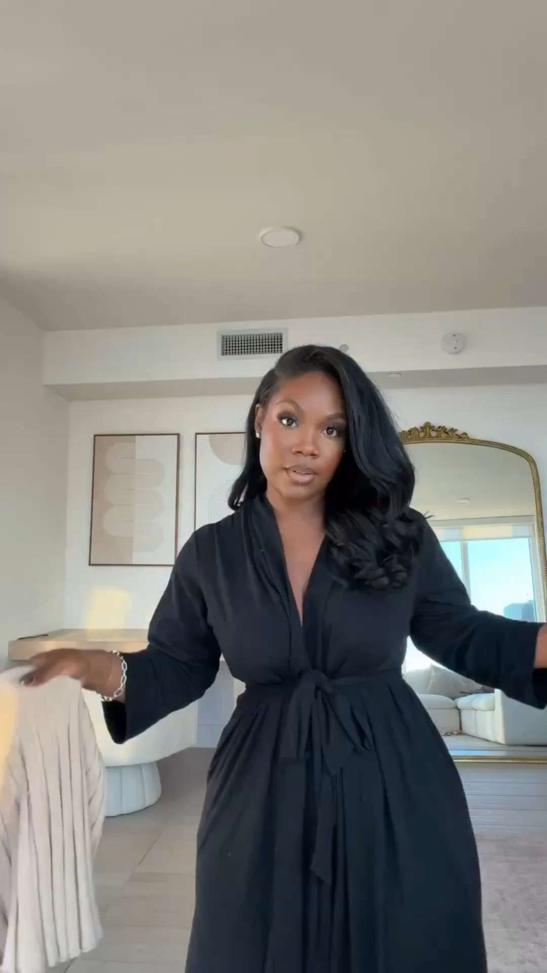 A set girl 🤌🏾 Comment “OUTFIT” for the links!

Nothing screams comfort and ease like a good set and @oeak_official comfortable bra to match. Wearing a size XL in both. 

#midsizefashion #affordableoutfit #outfitinspo #fashionreels #womensfashion

#LTKPetite #LTKMidsize