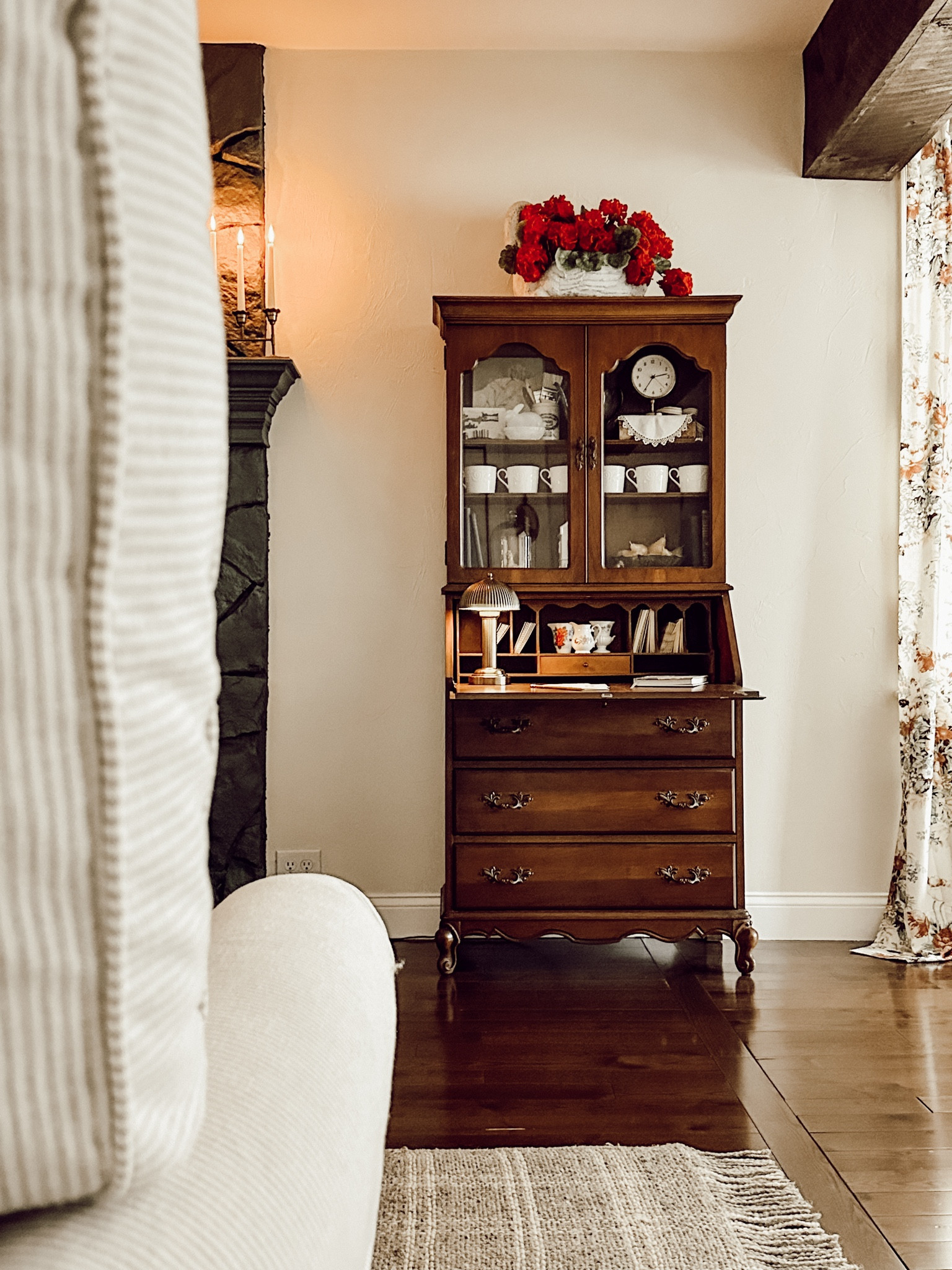 Our new secretary desk. 

#LTKHome