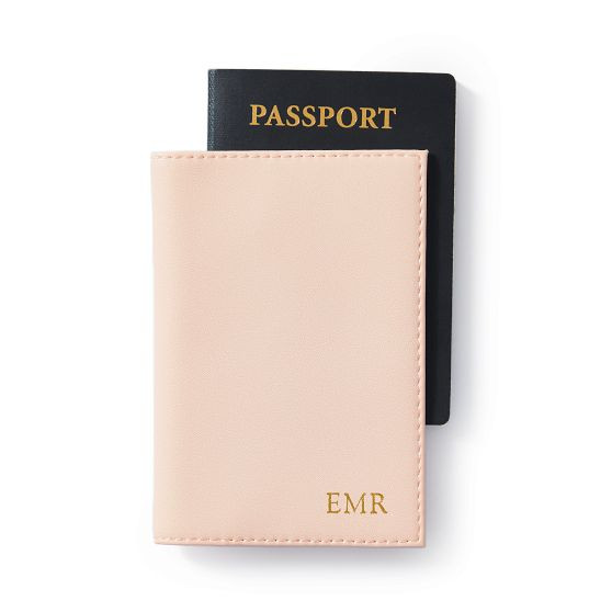 Fillmore Passport Case | Mark and Graham