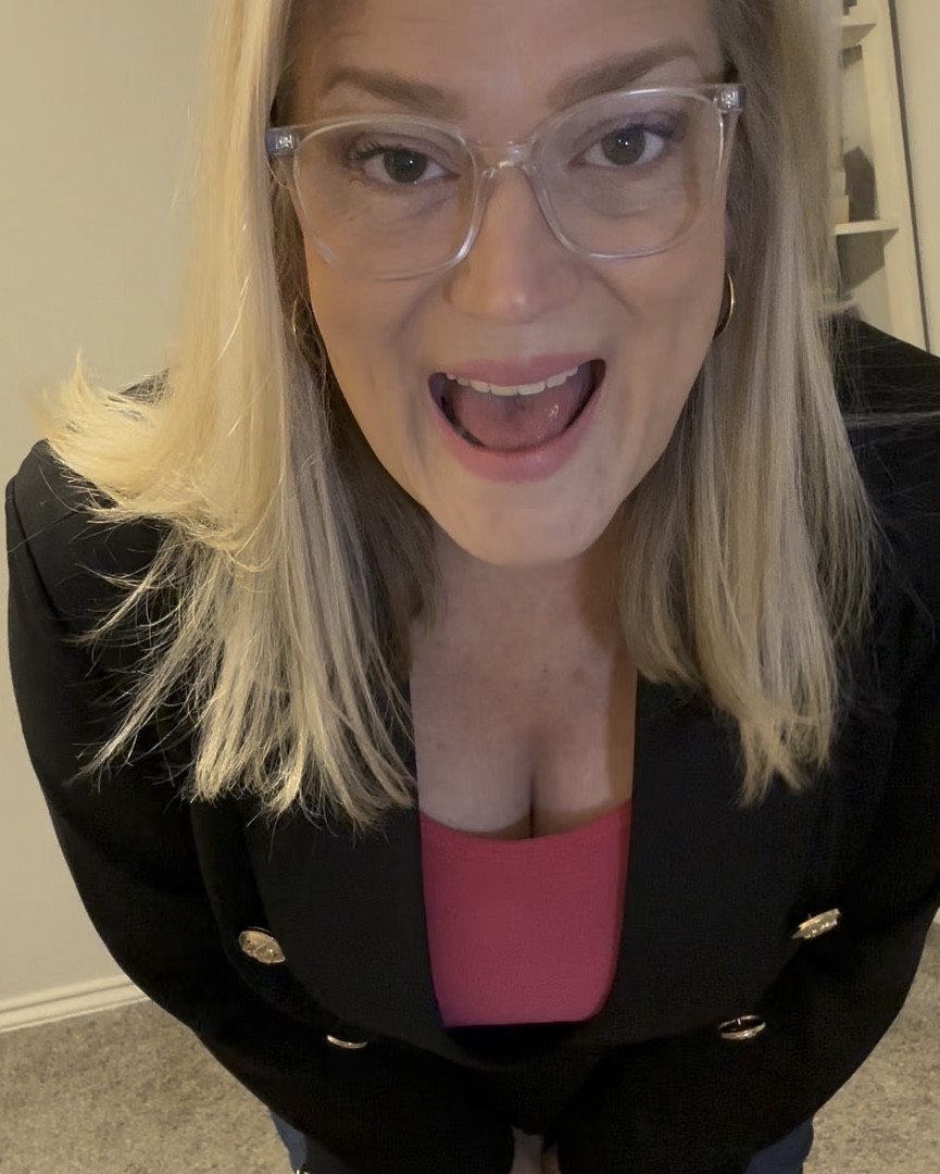 Affordable blazer is a great addition to your winter outfits and pairs well with jeans & dressier slacks! @shannonskiptomylife @walmartcreator 

#LTKWatchNow #LTKStyleTip #LTKMidsize