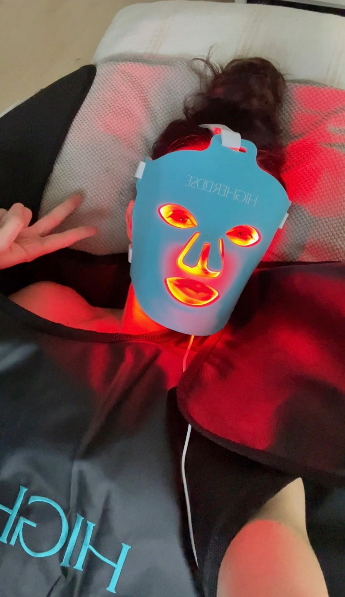 My little Monday ritual 💡 helping me reset and recharge. Linked everything you see here plus my sauna towel!

#LTKSeasonal #LTKBeauty