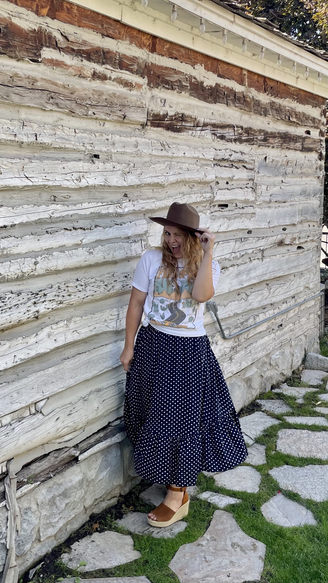 Two looks that can transition from summer to fall

#LTKootd #LTKSeasonal #LTKSaleAlert
