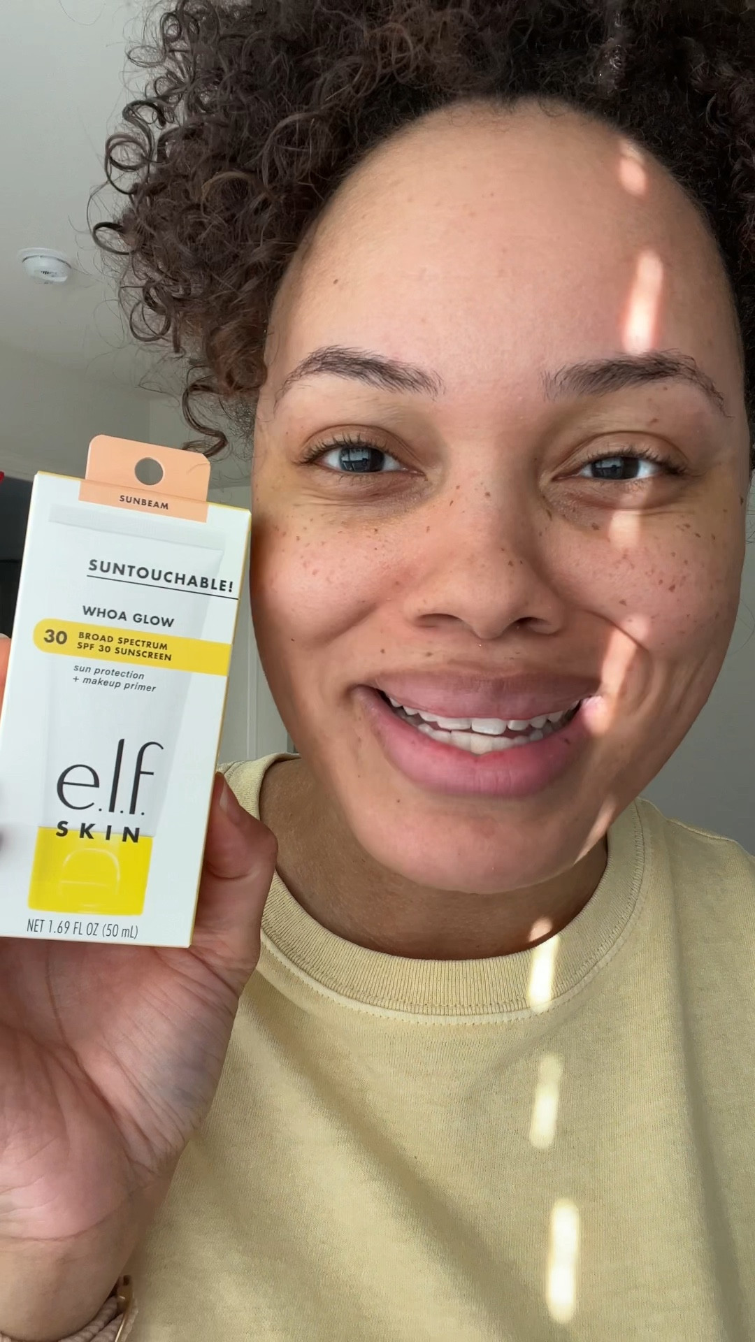 🚨 NEW elfcosmetics SUNSCREEN FIRST IMPRESSIONS!

elfcosmetics just launched their Whoa Glow SPF 30 and it’s a WINNER 🥇 and it’s only $14!

This sunscreen is SO similar to one of my favorites & the price is right! Do you like a glowy spf?  

#JessicasBeautyBlog_ #elfcosmetics 

#LTKbeauty #LTKFind #LTKGiftGuide