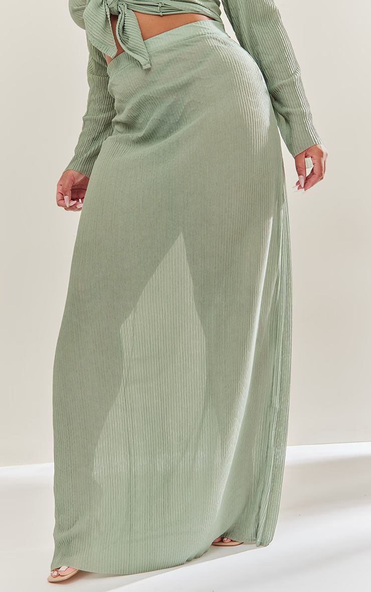 Plus Sage Khaki Sheer Plisse Maxi Skirt | PrettyLittleThing US
