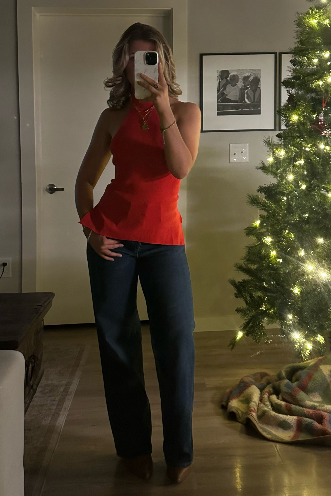 old navy jeans!! love love. 



#LTKStyleTip #LTKFindsUnder50