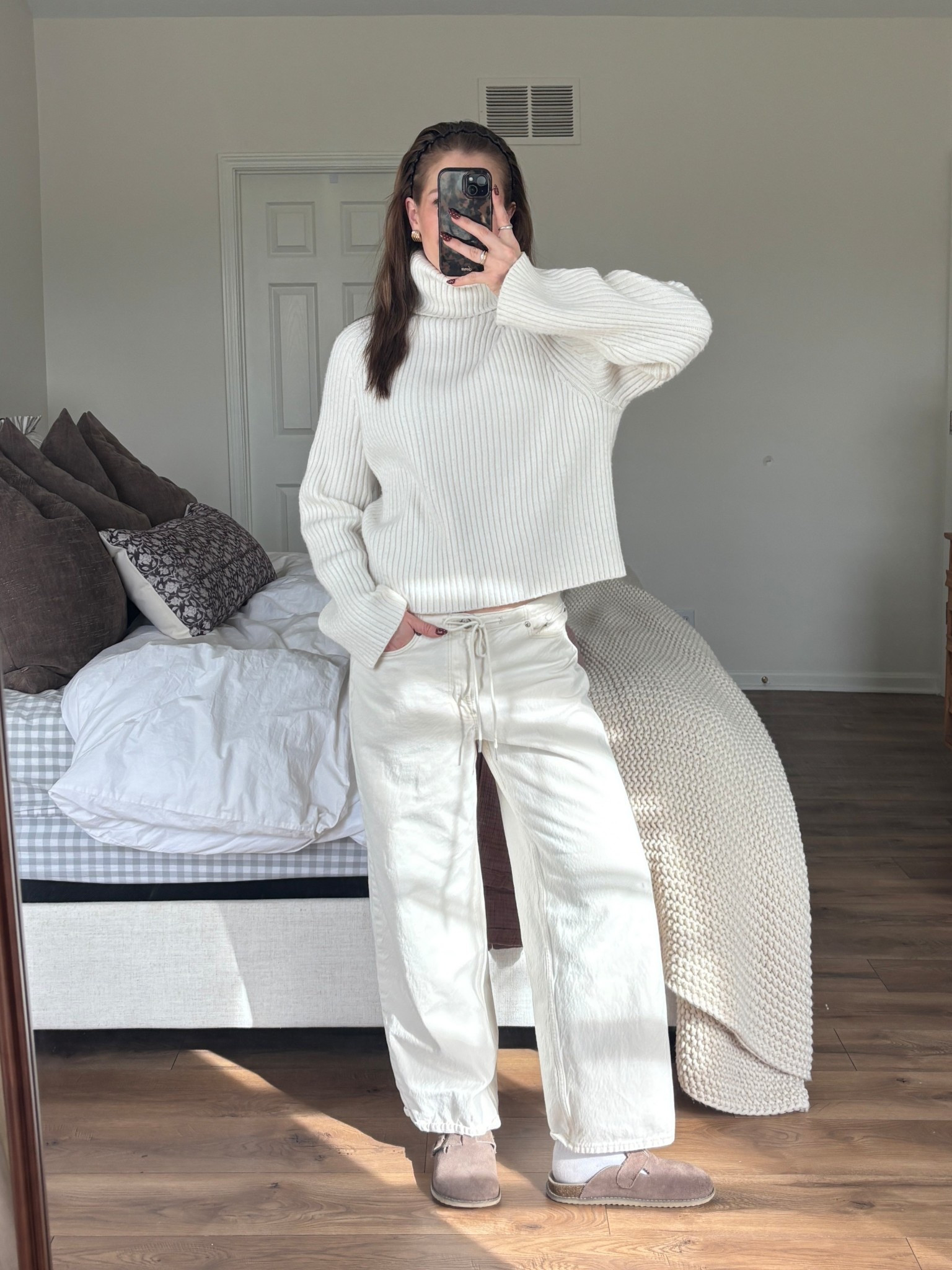 last turtleneck of the season 💫


#LTKmomlife #LTKgrwm #LTKSpringSale