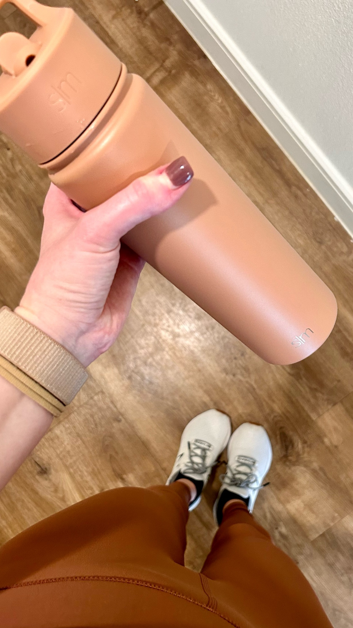 I’m addicted to monochrome and this water bottle brand 

#LTKfit #LTKunder50