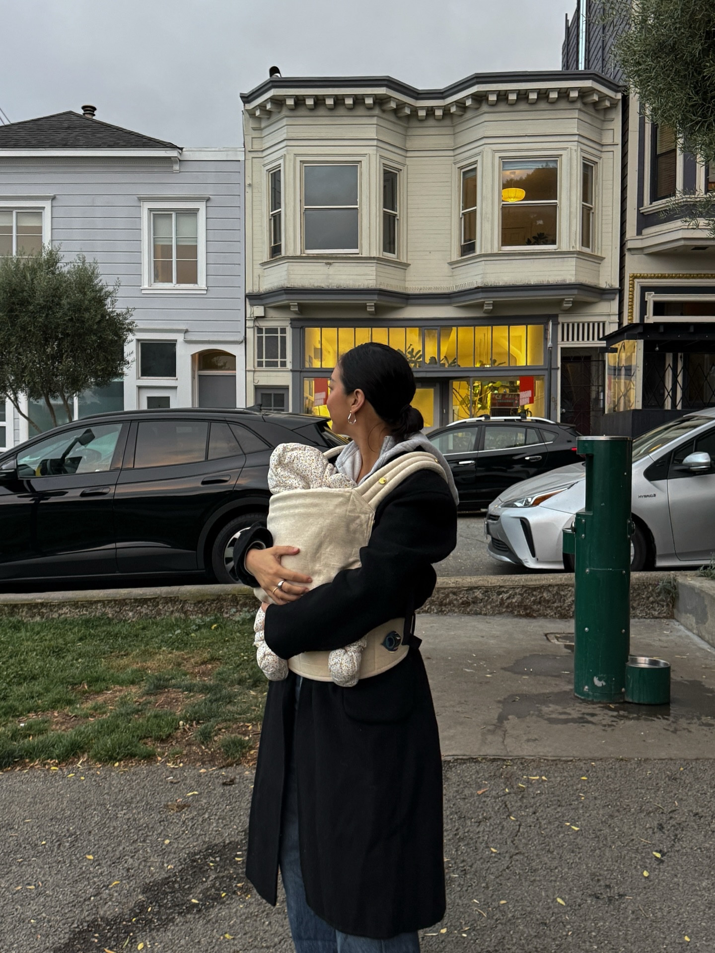 First walk through the neighborhood with frankie 🫰