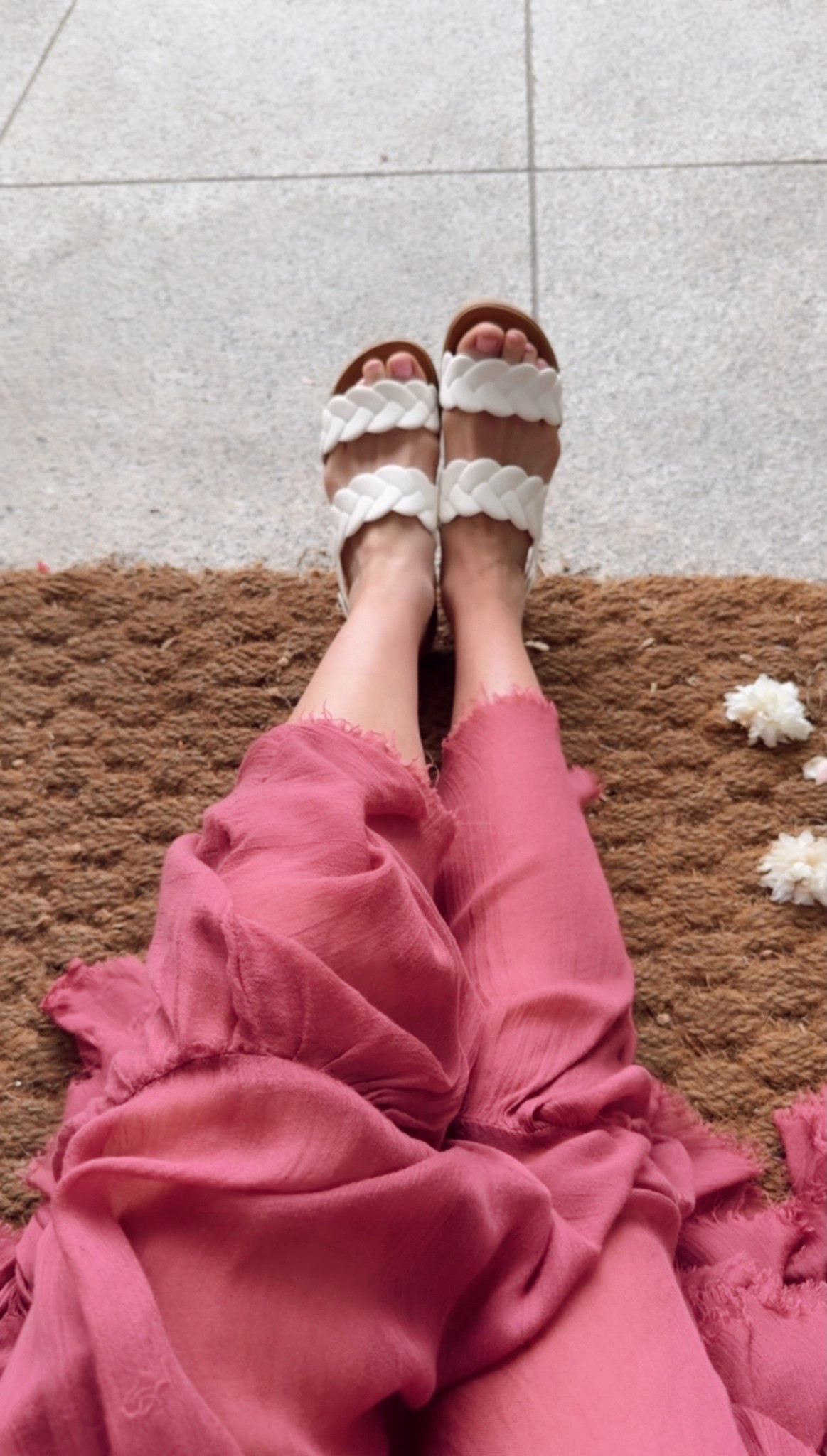 I’ve been loving these new sandals from @crocs so much. They are the comfiest sandals I have ever worn and I love that they can be dressed up or down. Will definitely be reaching for these all summer! 
#womensfashion #summerootd  #giftedbycrocs, #CrocsSandals 


#LTKSummerEdit #LTKSeasonal #LTKStyleTip