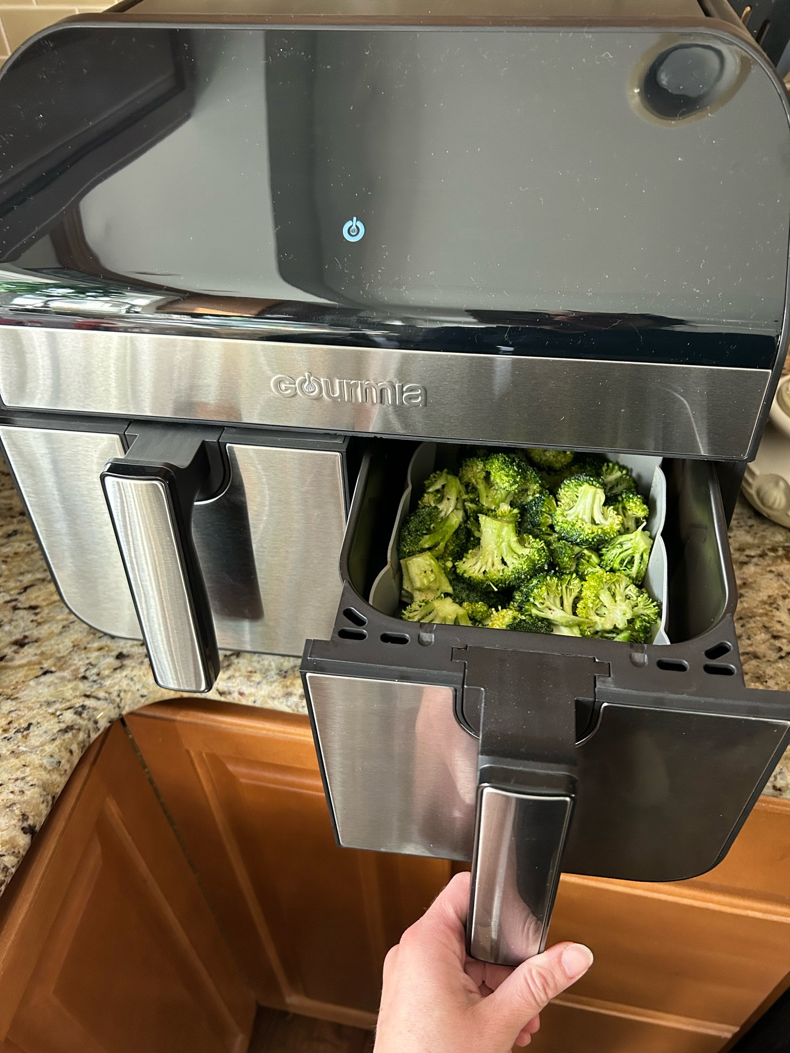 Meet my new dual basket digital air fryer. Has two 5 qt baskets making it simple to cook multiple items at once. Currently on sale!

#LTKhome #LTKsalealert
