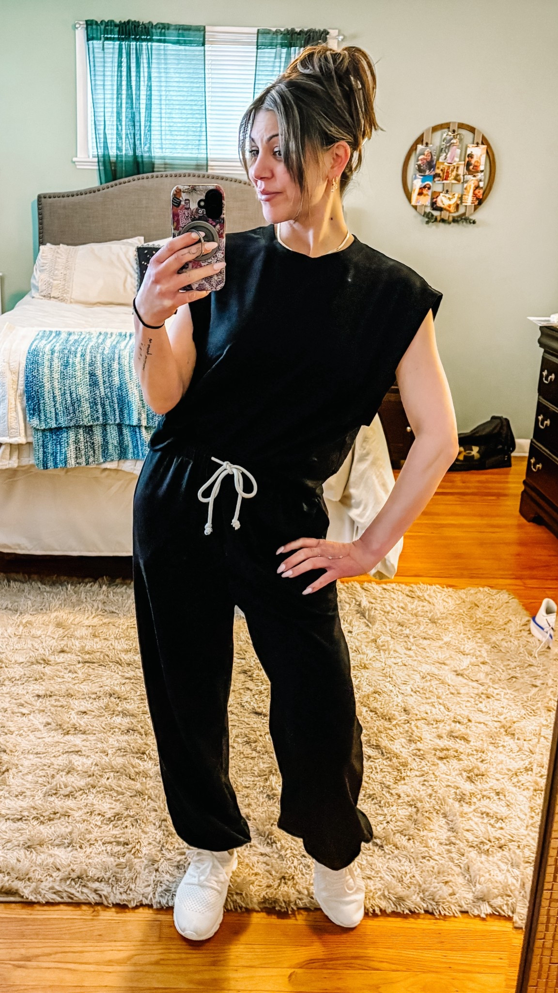 Casual spring outfits for 2026!! 🖤
This trendy, cozy set is currently on sale!! 😍
Sneakers under $20 

#LTKSaleAlert #LTKSeasonal #LTKootd