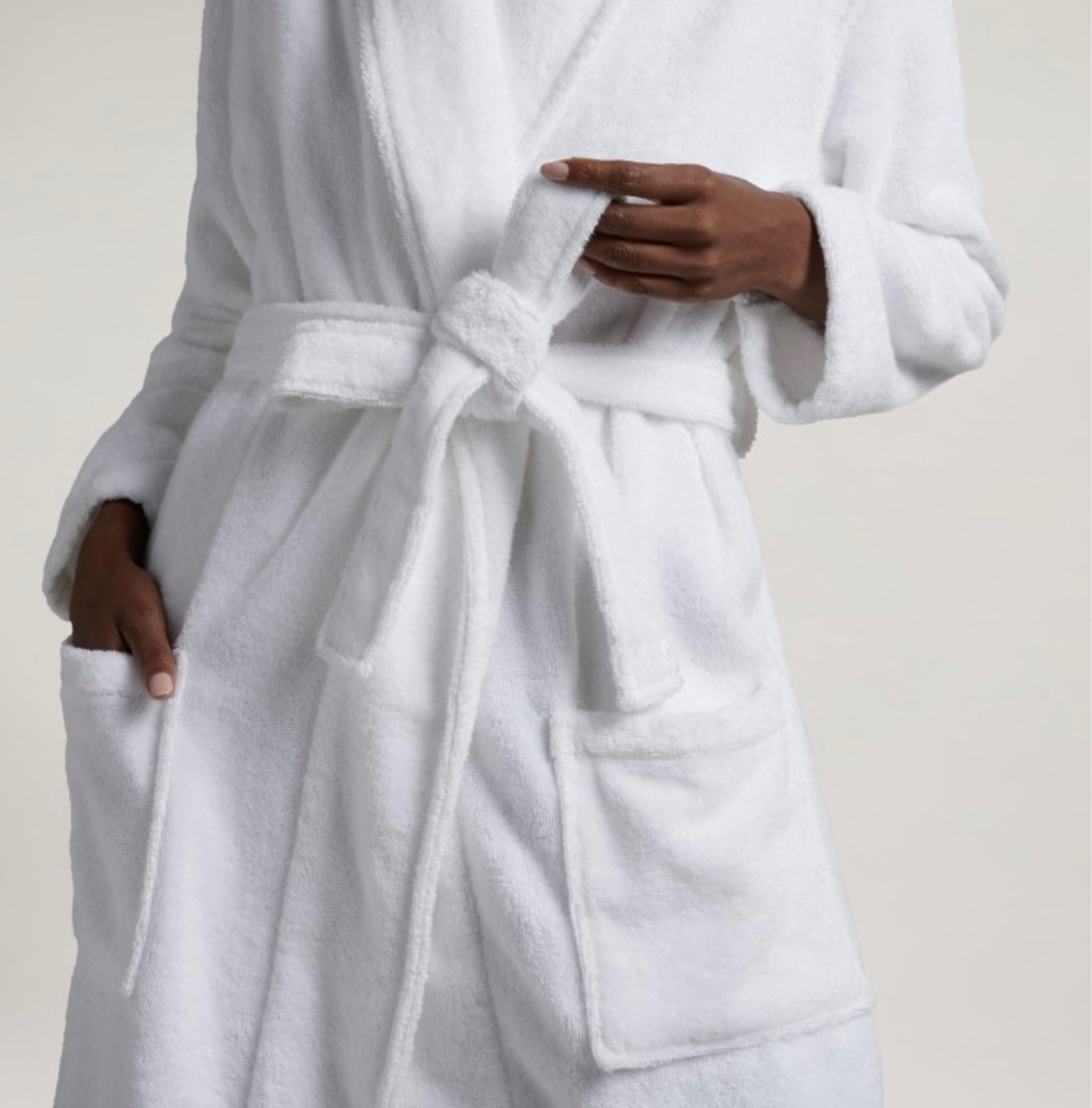 Parachute Classic Cotton Robe 
This super plush bathrobe is the ultimate relaxation wear. 
Variety of color options 

#LTKsalealert #LTKhome #LTKHoliday