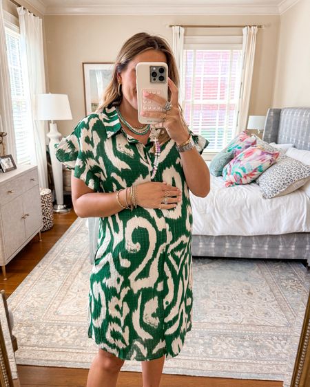 These pieces from Avara are so cute for summer & work well with a bump (I sized up to a med in all) // code SHELBY15 for 15% off through 6/13 // pregnancy outfits, maternity outfits, printed dresses 

#LTKFindsUnder100 #LTKBump #LTKStyleTip