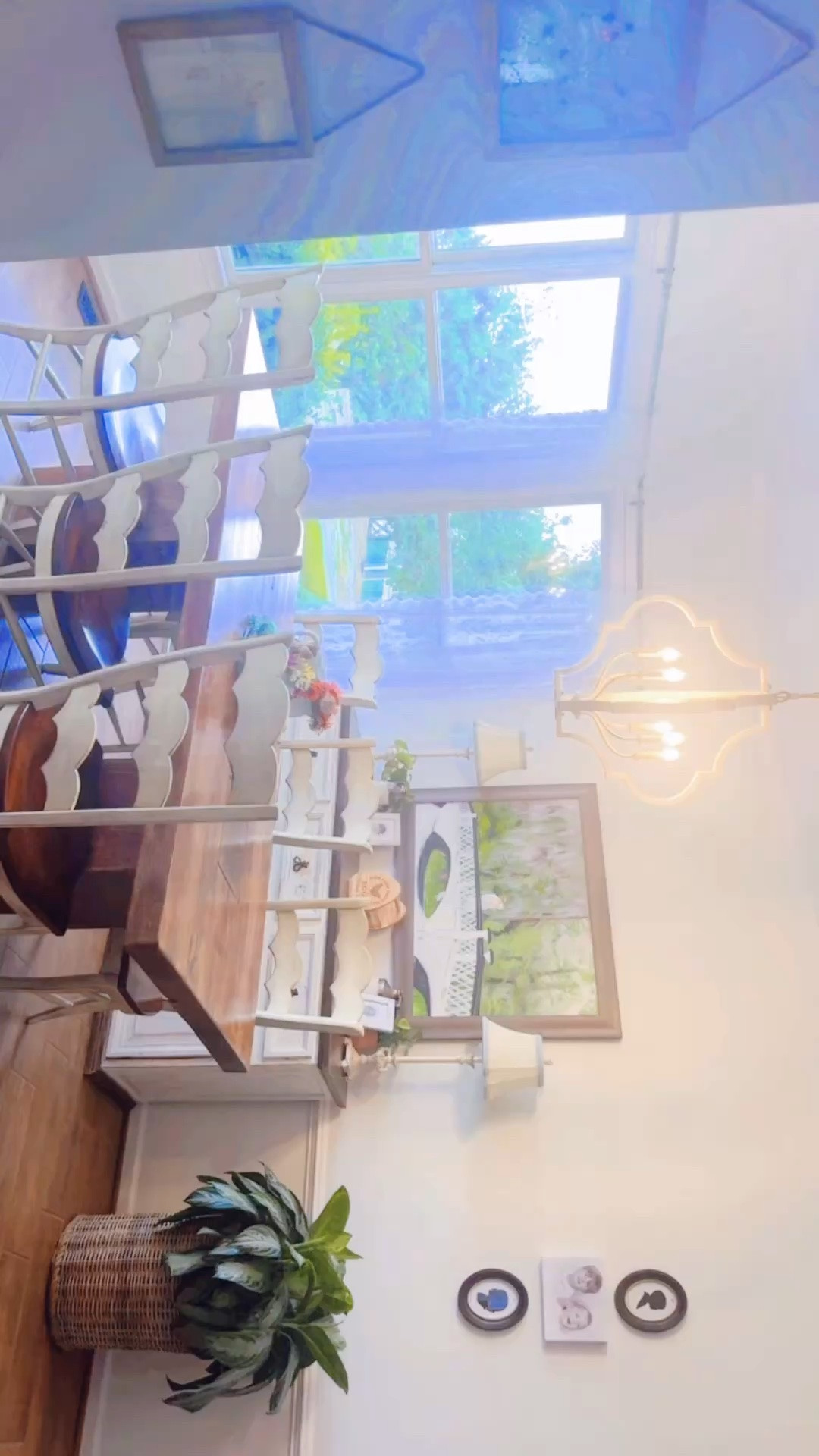 And look how good this new buffet looks in here in the farmhouse 🌾 y’all 🤭… we are in love!!! 😍 This fits our style so much better 🪑 and we are so excited!!! 🥰