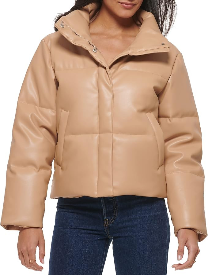 Levi's womens Levi's Women's Vegan Leather Quilted Shorty Puffer | Amazon (US)