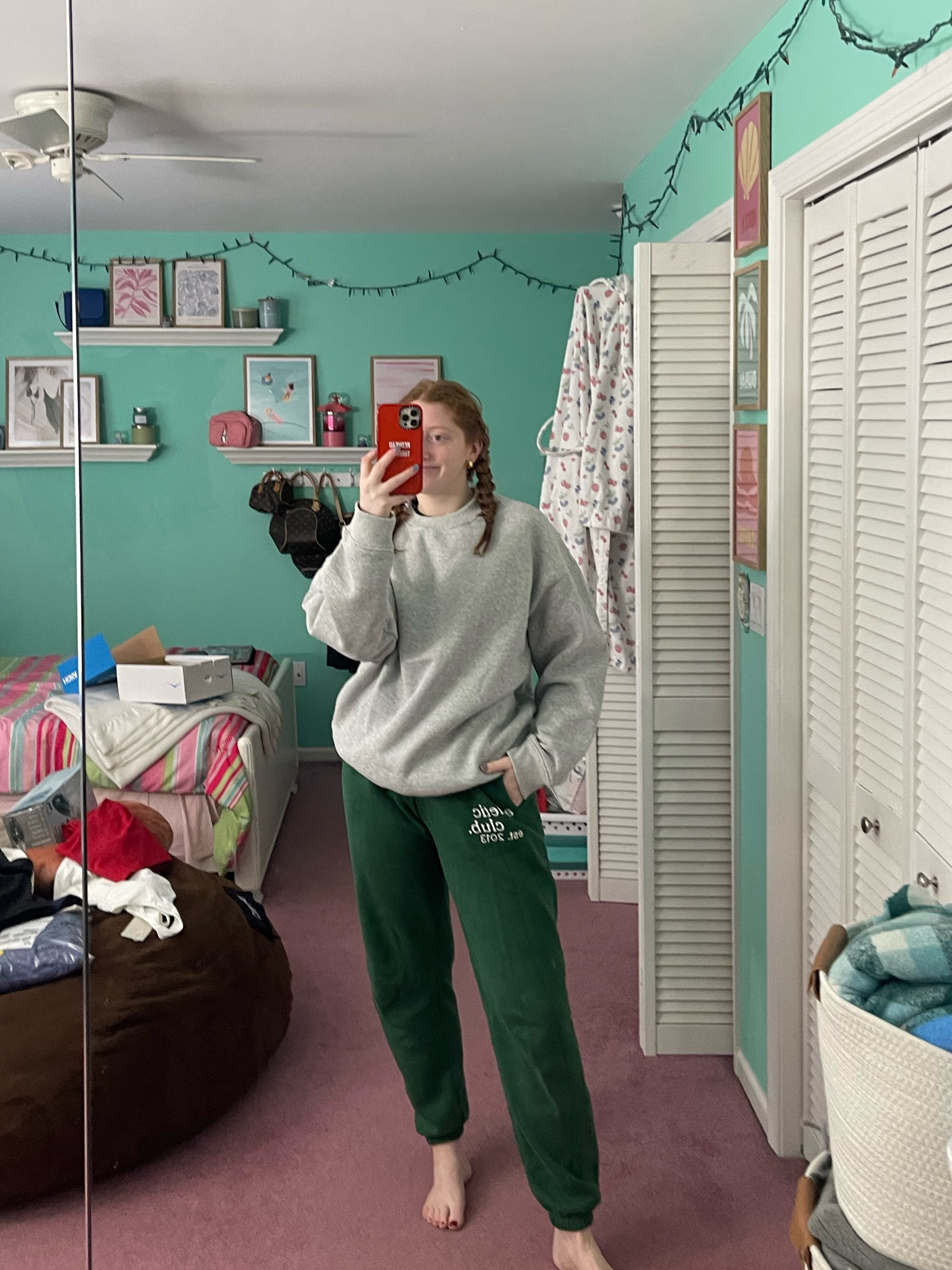 Cozy fit check 

#LTKSeasonal #LTKmidsize #LTKstyletip