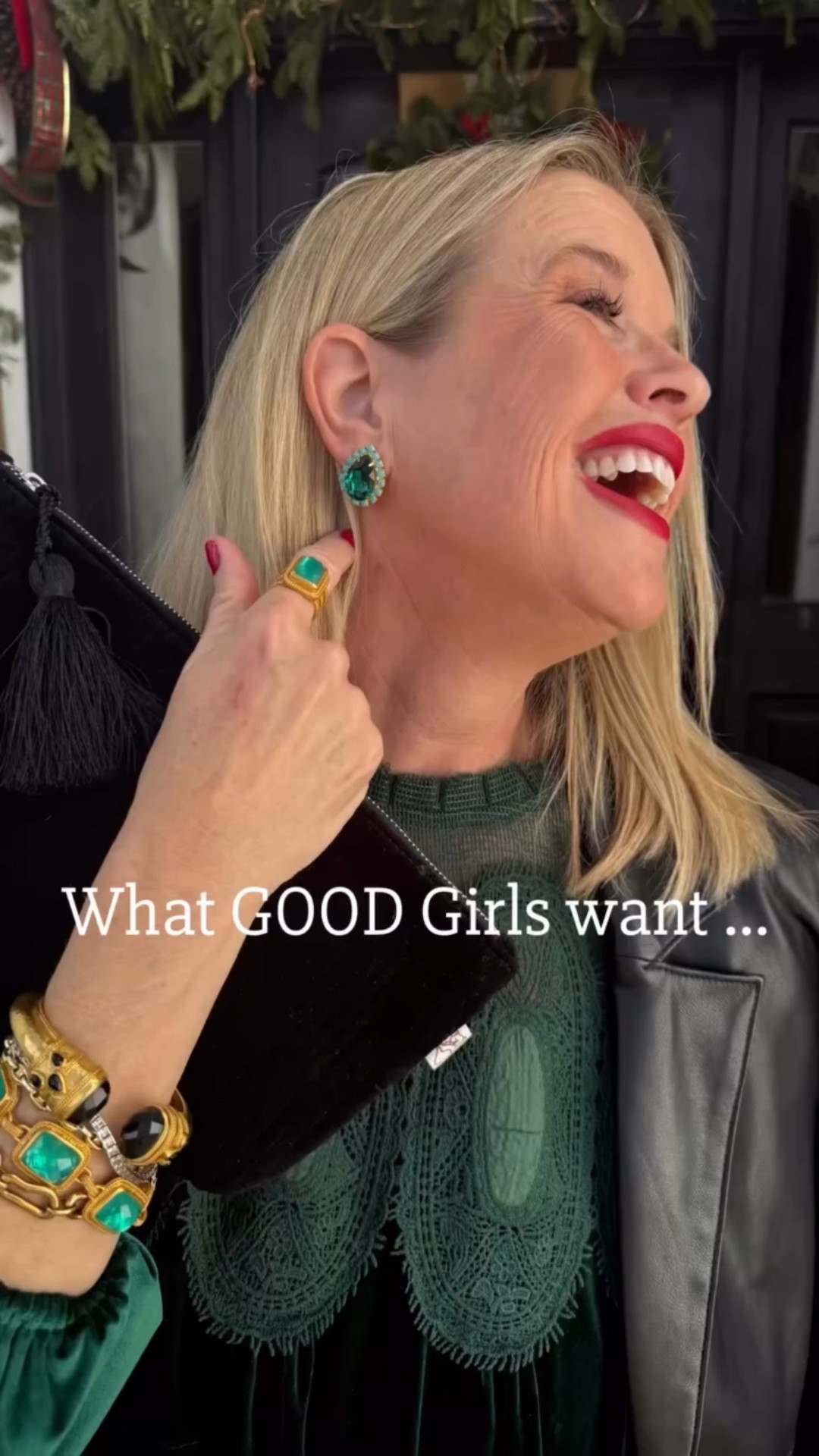 Want to know what ..
Every good Girl wants under the tree this Christmas ????

Julie Voz jewelry 🎁

Well.. bad girls do too😉

To make that happen their offering FREE 2 Day shipping🚚

Perfect Presents for the season of Magic.

Comment “shop for links 

#julievos #christmasgiftidea #goodgirls