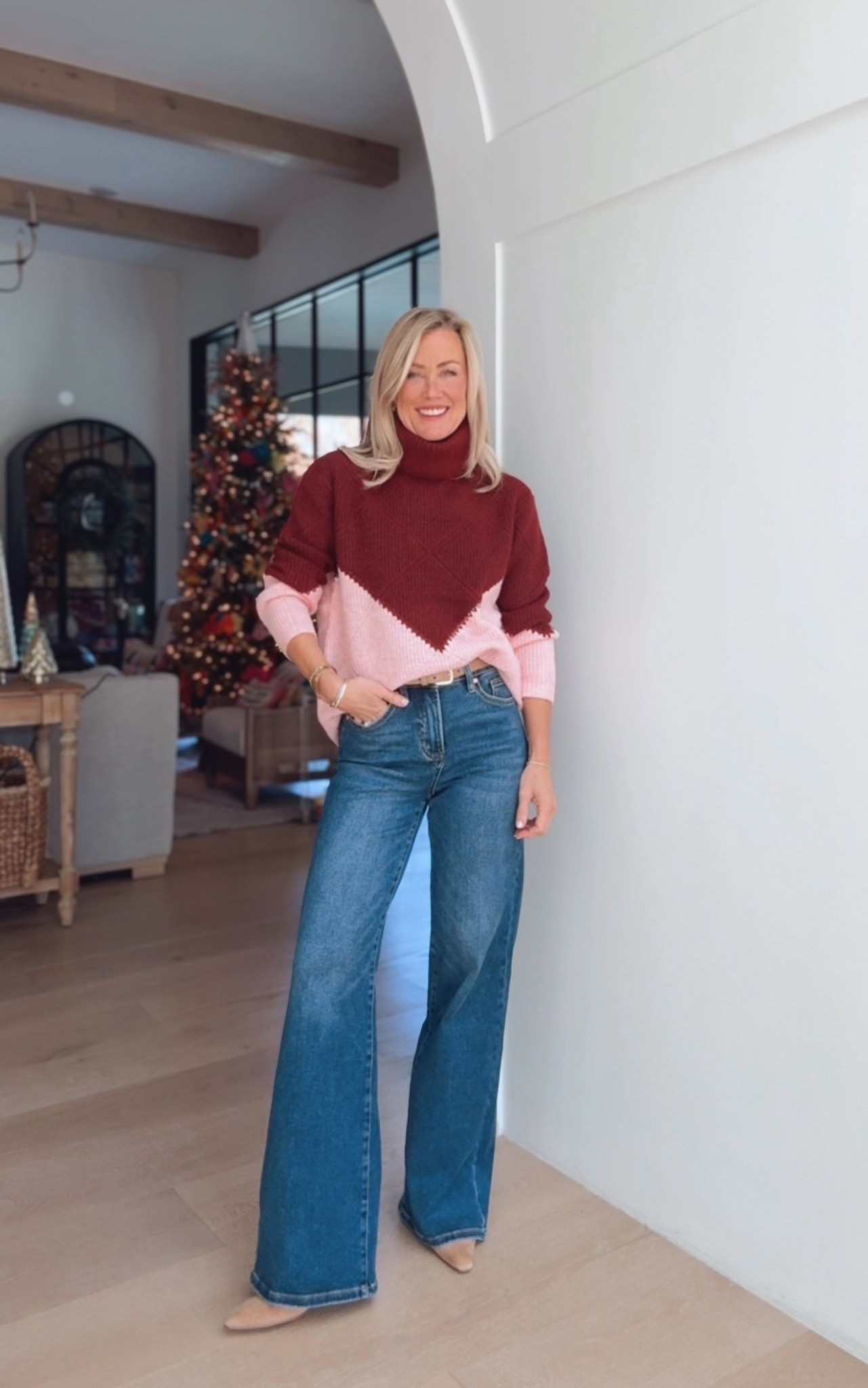 Such an effortless outfit to put on! This sweater is so cozy and I love the colors! Wearing size XS!


#LTKSeasonal #LTKHoliday #LTKOver40