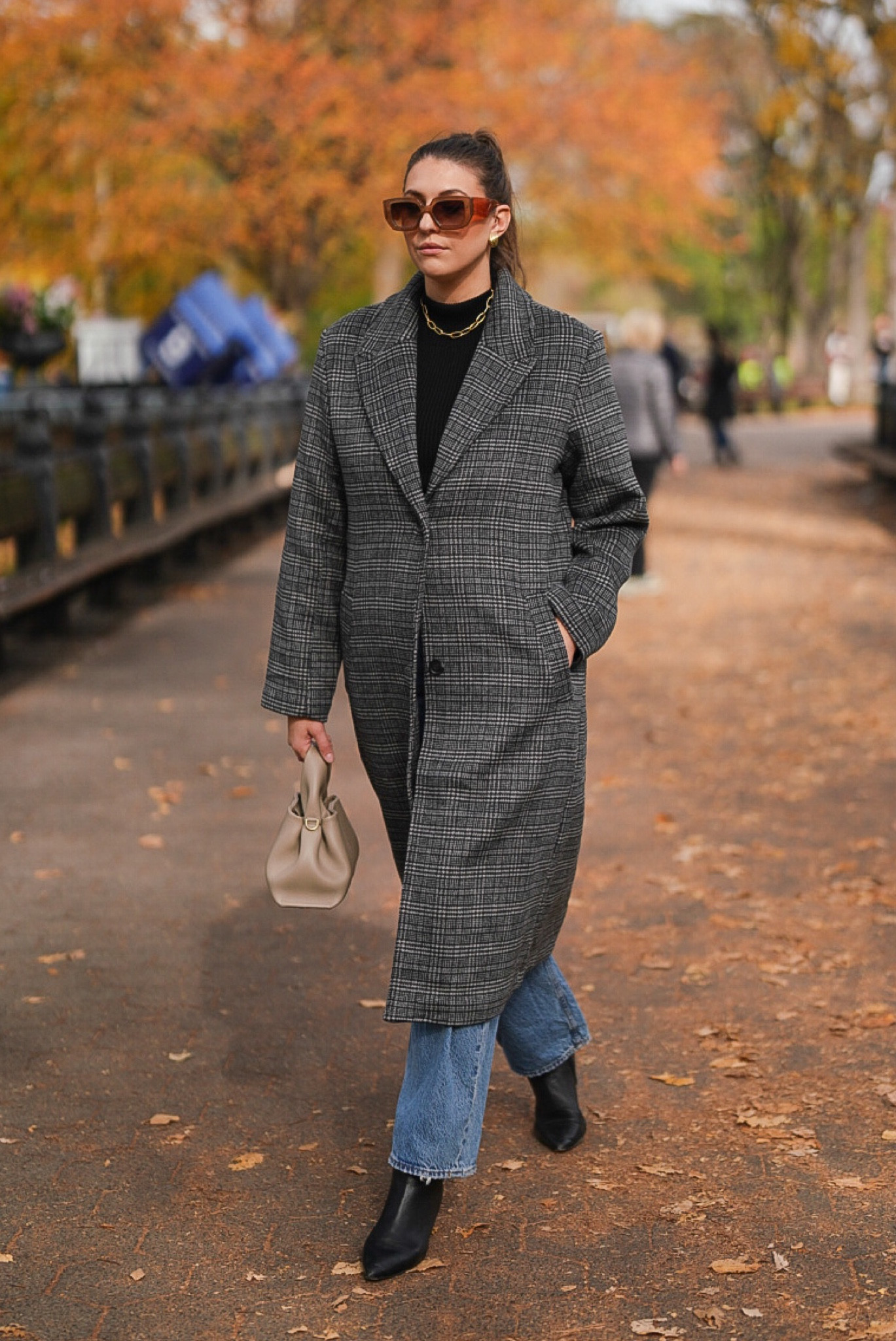 Abercrombie coat outfit 

Fall fashion | fall
Outfit | Abercrombie style | Abercrombie sale | abercrombie and fitch | abercrombie fall | abercrombie outerwear | Abercrombie outfits | Abercrombie jeans | Abercrombie loose jeans

#LTKGiftGuide #LTKHoliday #LTKSeasonal