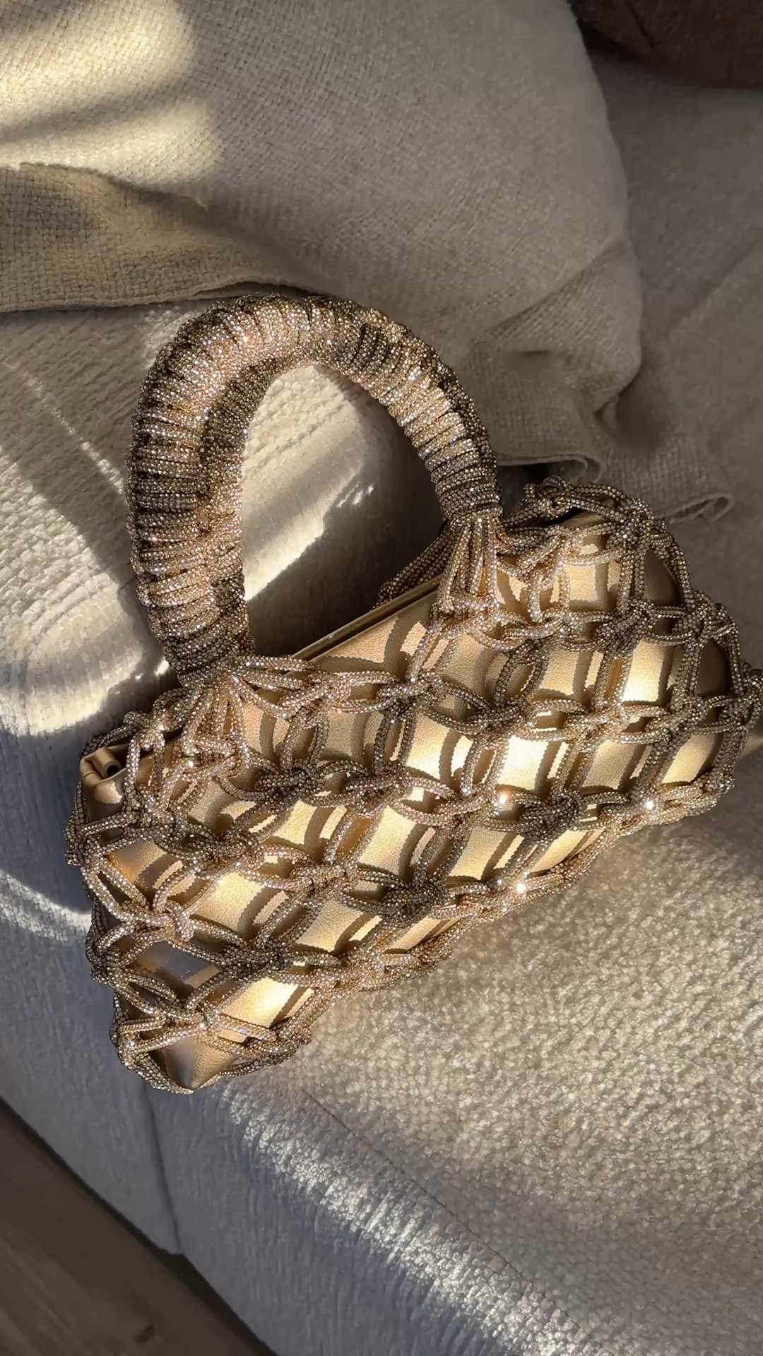 The prettiest holiday purse! Comes in different colors 

#LTKItBag #LTKStyleTip #LTKSeasonal