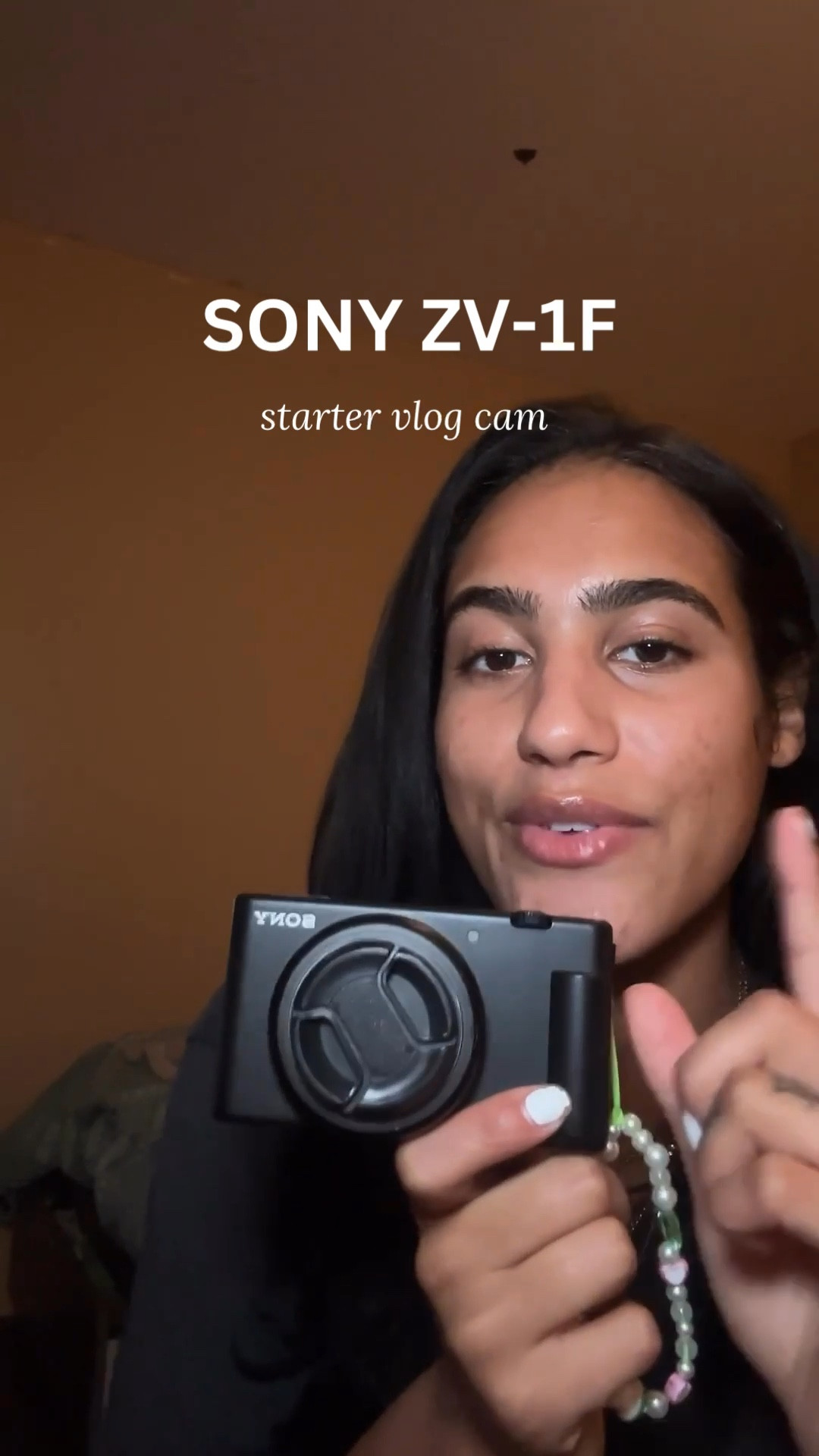 Starter vlog camera under $500 - content creator, vlog, streams, videos, recording, must have tech #watchnow #sonycamera

#LTKWatchNow #LTKTravel