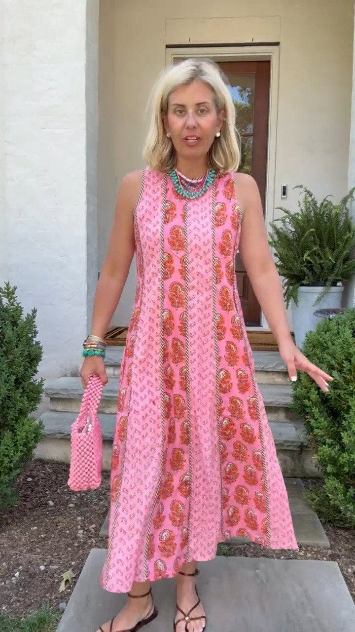 Y’all have seen me in this pattern in another silhouette and I absolutely love this dress!! So flattering and super versatile! Such a yes dress. I’m in a small dress & 8 sandal tts. 

*code MIXMATCH20 at Social Threads
*code Catherine20 at Allie + Bess

#LTKdayinmylife #LTKmomlife #LTKOver40