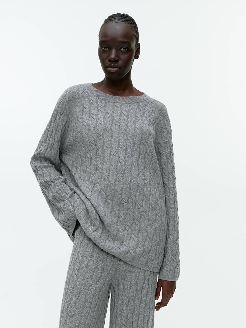 Relaxed Cable-Knit Jumper | ARKET (US&UK)