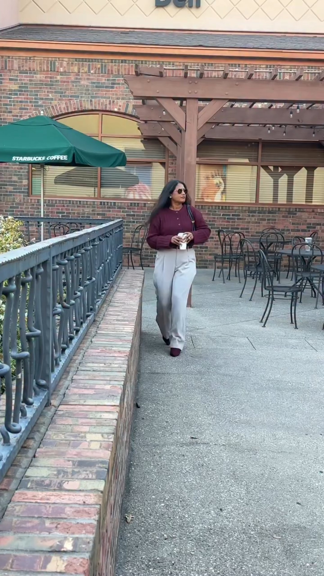 These cool fall days make me appreciate the small, quiet moments even more… and slipping into these @cosyisland_official  burgundy boots just adds to the cozy.

#ad #cosyisland #cosyislanders #FallStyle #BootSeason #fallmood