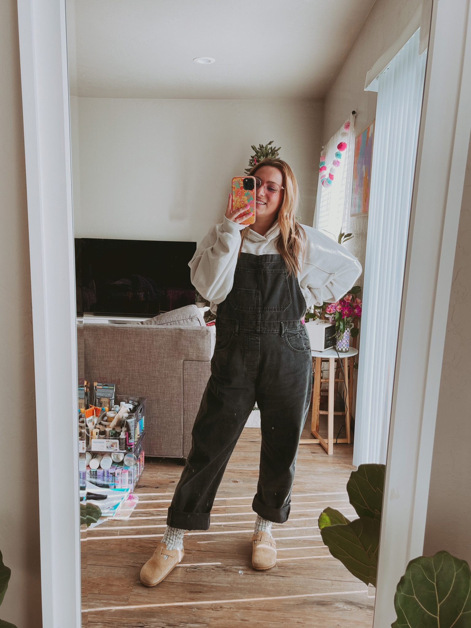 Sweatshirt sold out in this color, but other colors are available still !

Overalls in size S !
Birkenstock clogs
Cozy casual style midsize


#LTKunder100 #LTKstyletip #LTKtravel