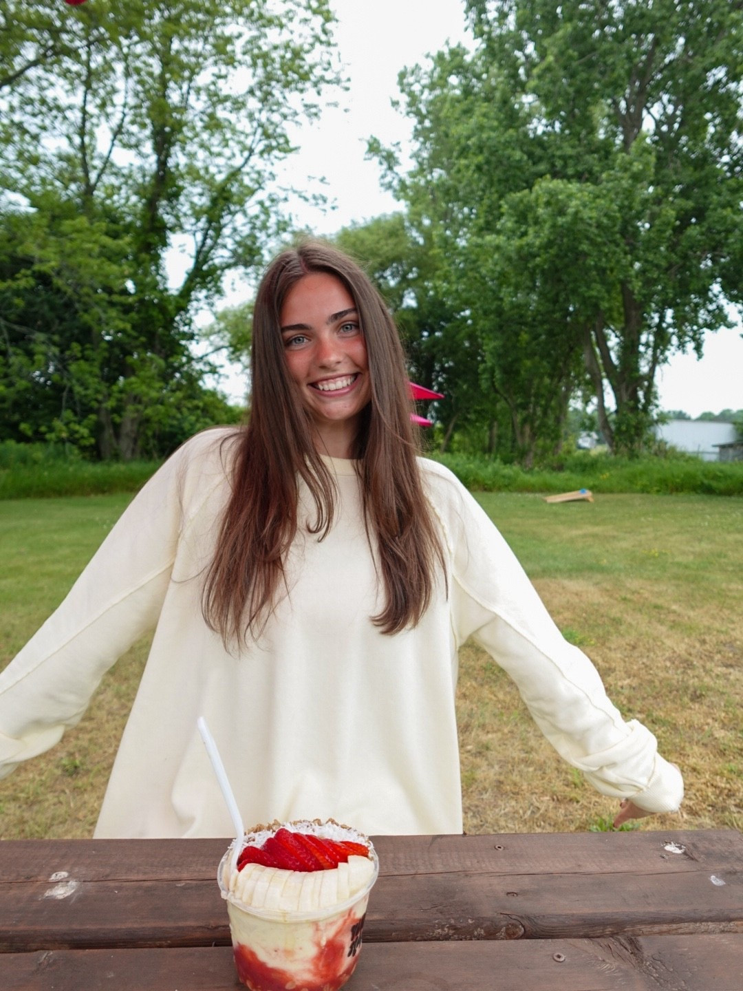 my favourite summer sweatshirt💛
wearing size small! runs large 🫶🏼

#LTKsale #LTKsummer #LTKcanada