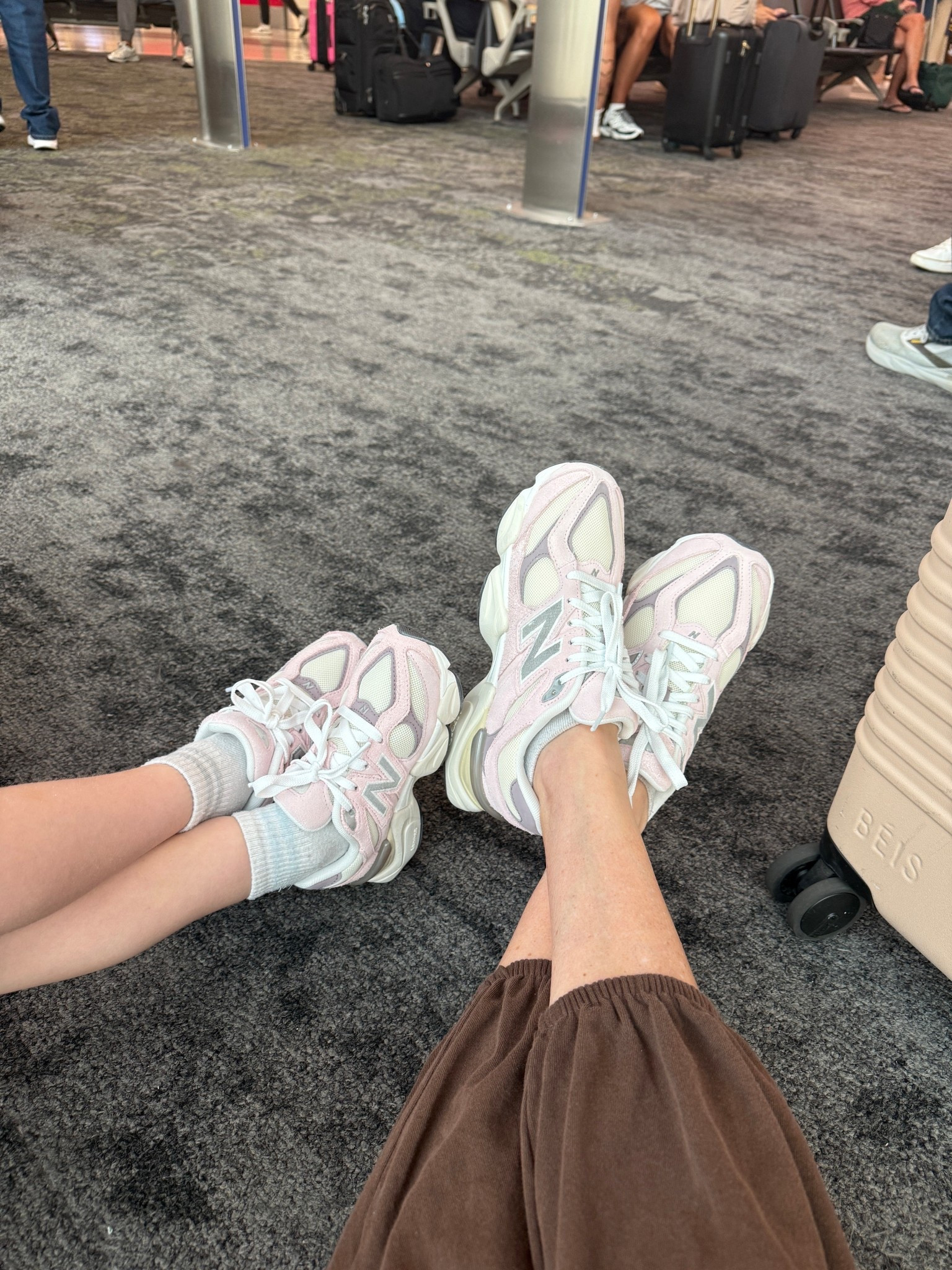 Travel twinsies! For my ladies who wear an 8.5 or smaller *BIG FOOTWEAR HACK* - shop in the “Big Kid” section at New Balance. They are men’s sizes and a woman’s 8.5 is a men’s size 7 which is what the Big Kid sizes go up to! And they’re less expensive than the adult shoes & fit just the same