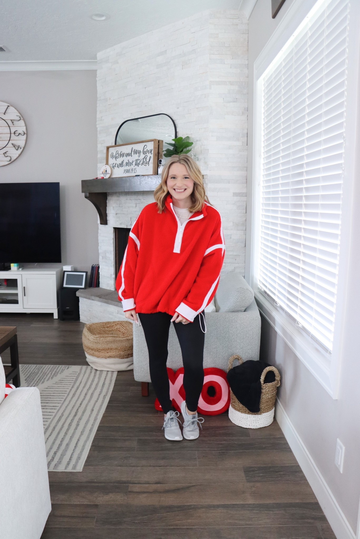 This Amazon quarter zip is giving free people without the price tag! So adorable and the perfect athleisure fit for Valentine’s Day! 

#LTKValentine #LTKSeasonal #LTKootd