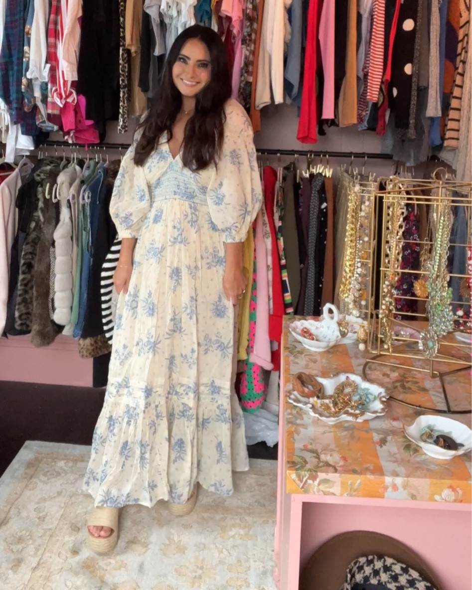 Free People Golden Hour maxi dress in blue and white floral 

Long sleeve maxi dress boho peasant dress floral maxi dress summer spring dress flowy dress 

#LTKSeasonal #LTKstyletip