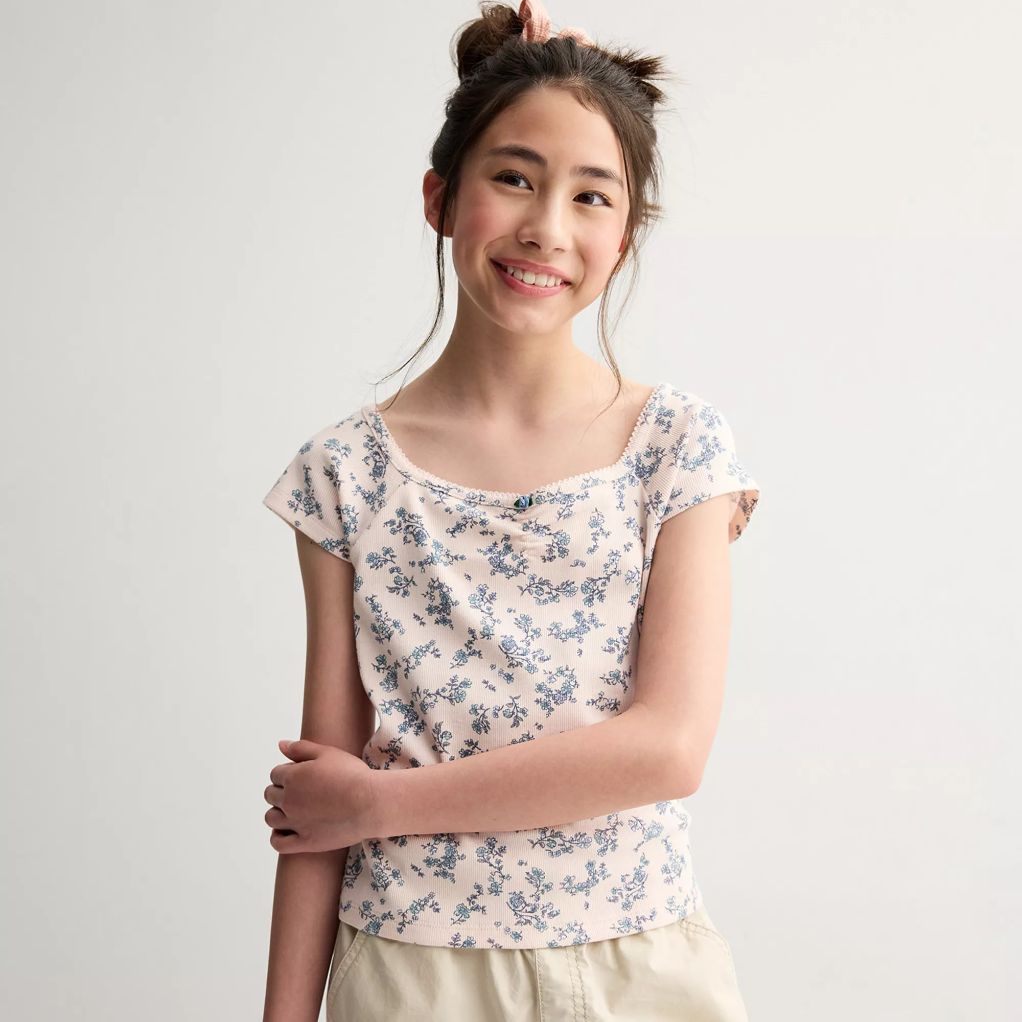 Girls 6-20 SO® Essential Cinch Front Short Sleeve Top in Regular & Plus Size | Kohl's